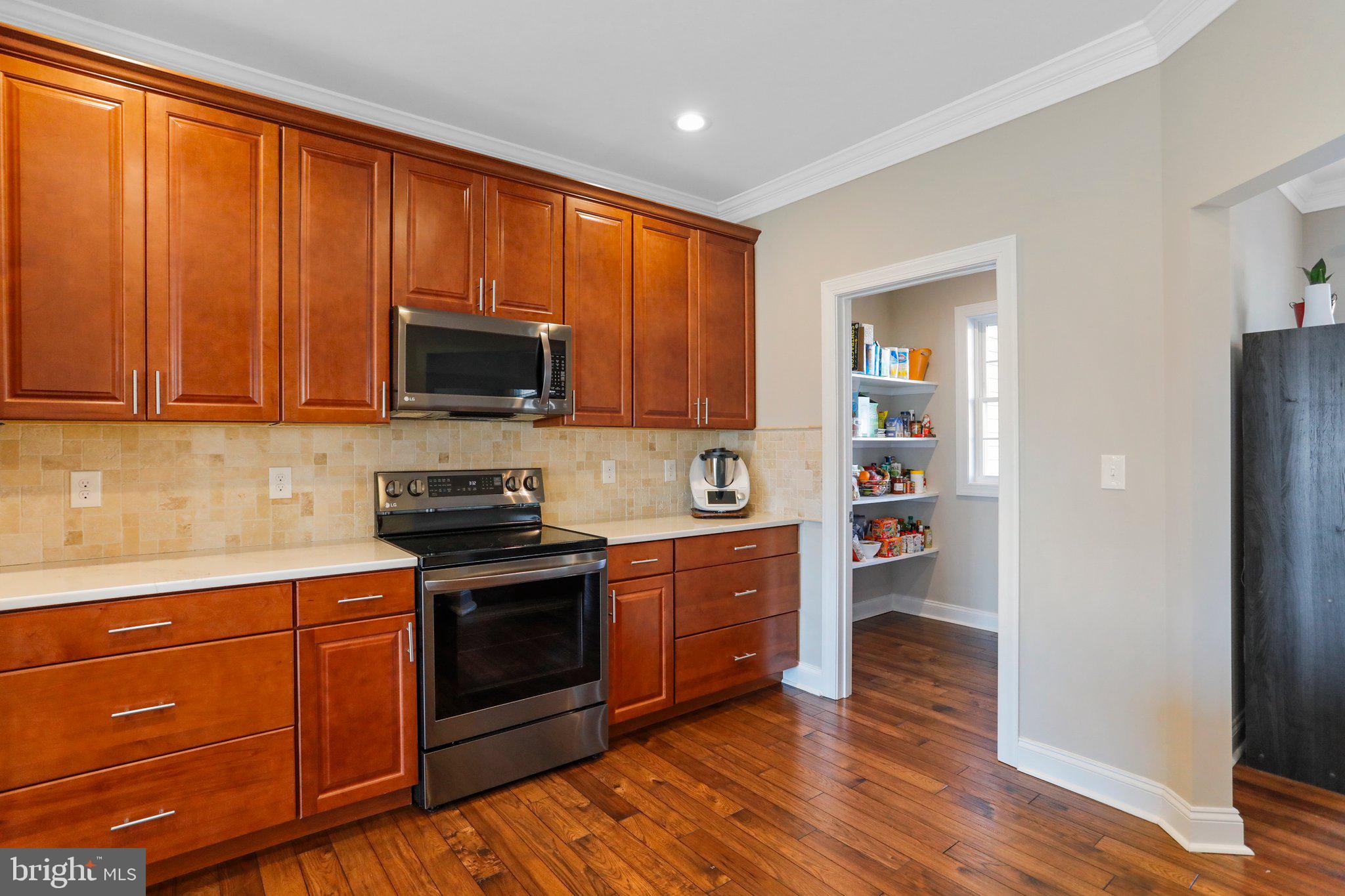 MAPLE VALLEY ESTATES - Residential