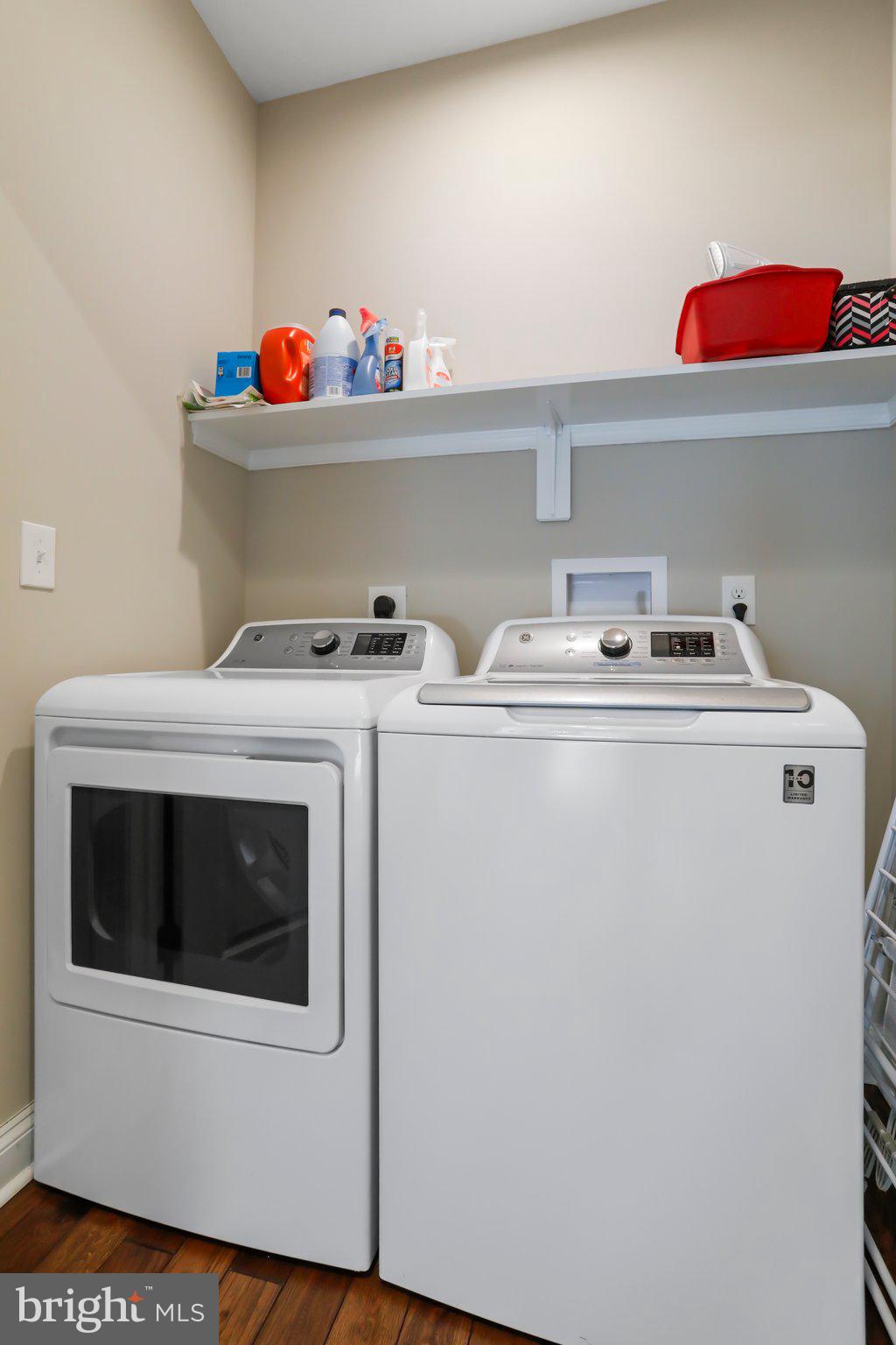 MAPLE VALLEY ESTATES - Residential