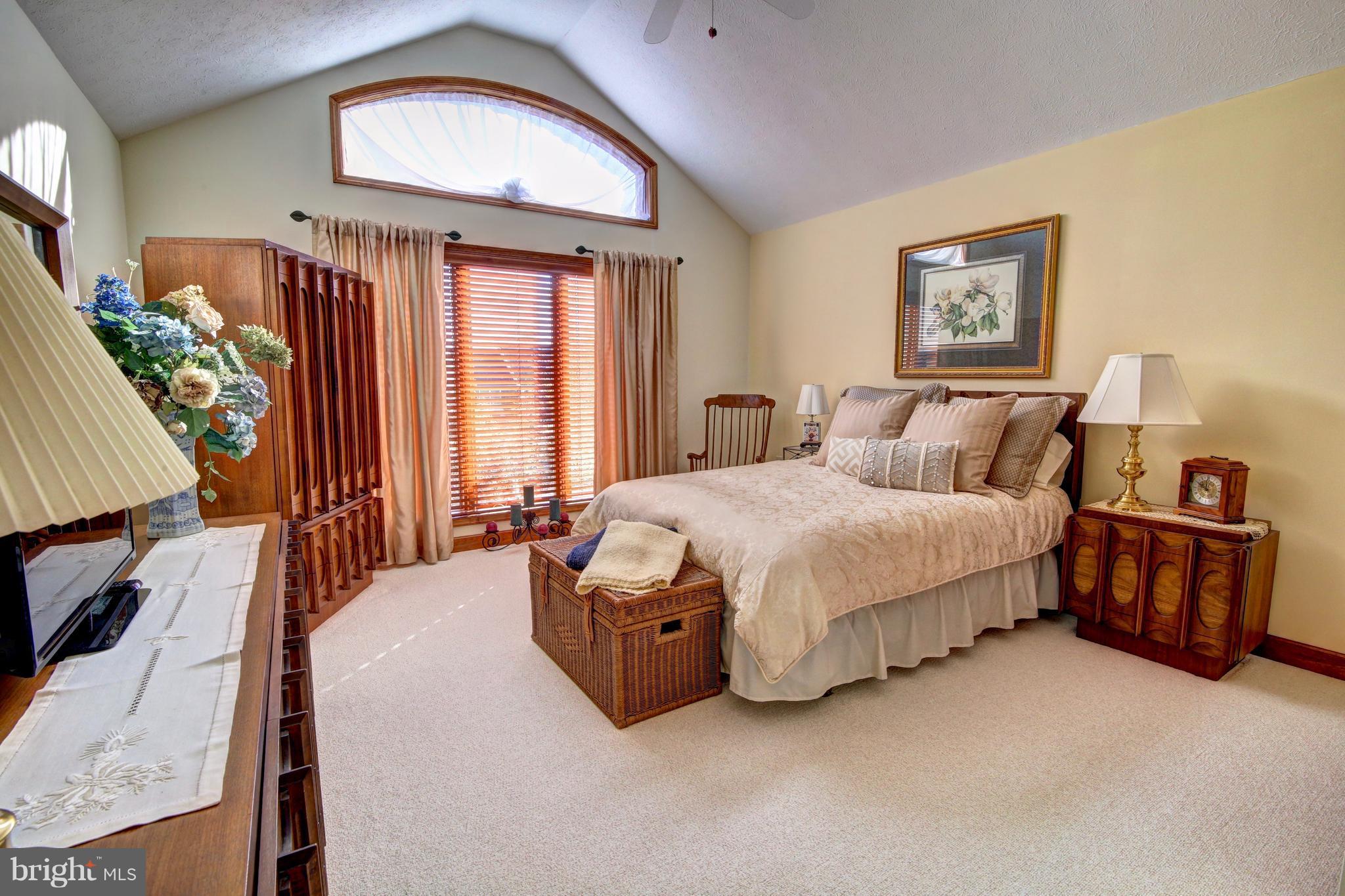 EASTLAND - Residential