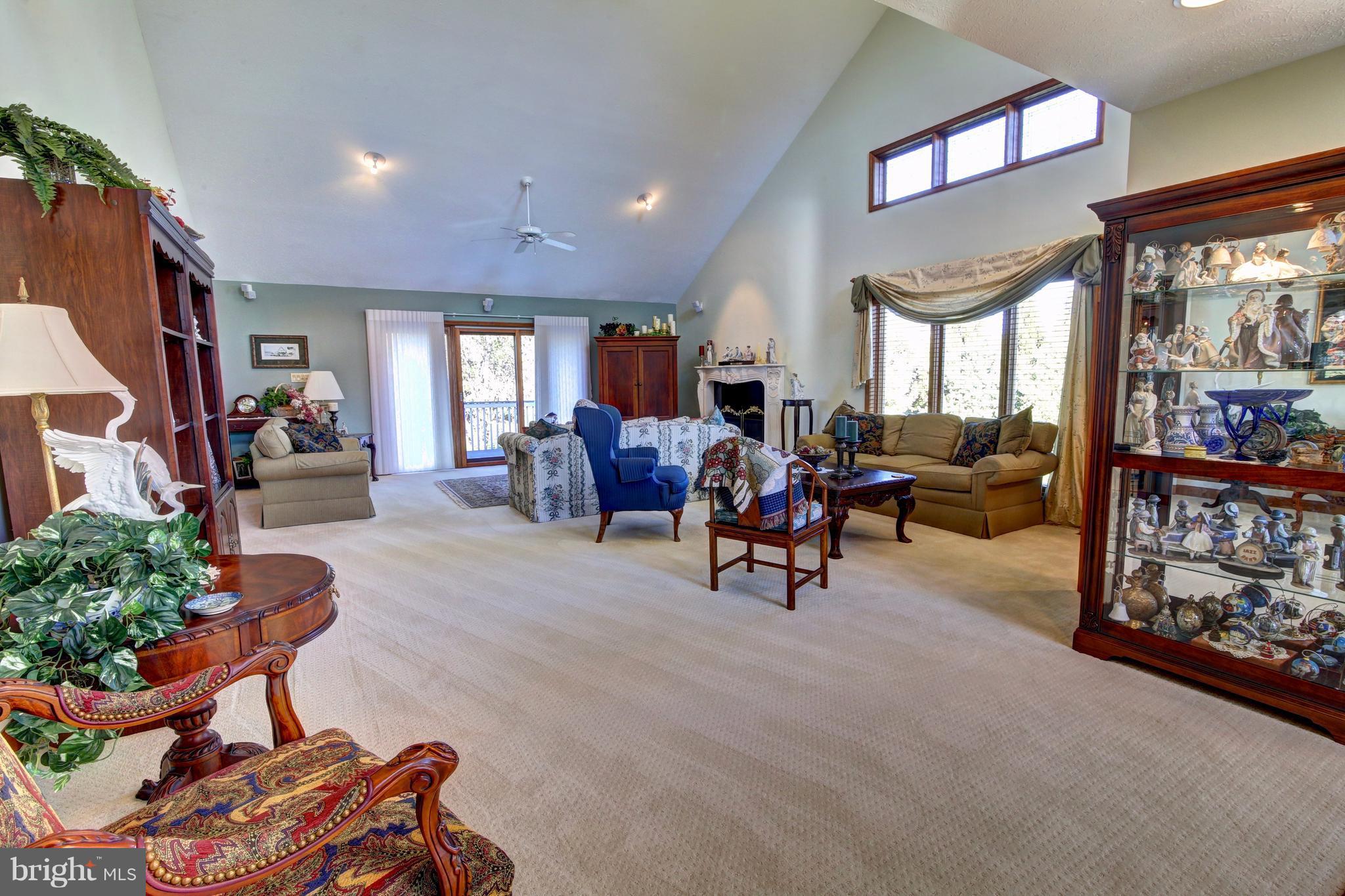 EASTLAND - Residential