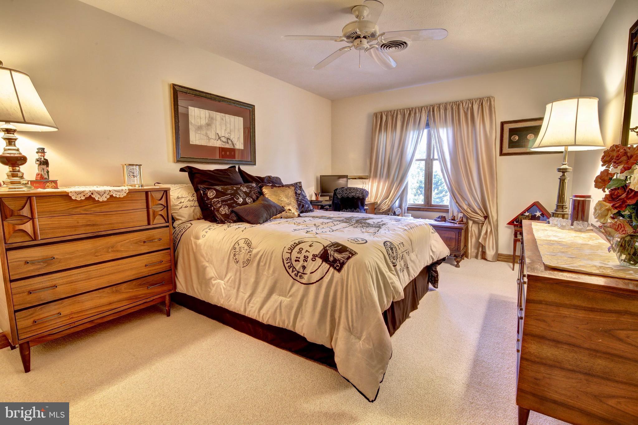 EASTLAND - Residential