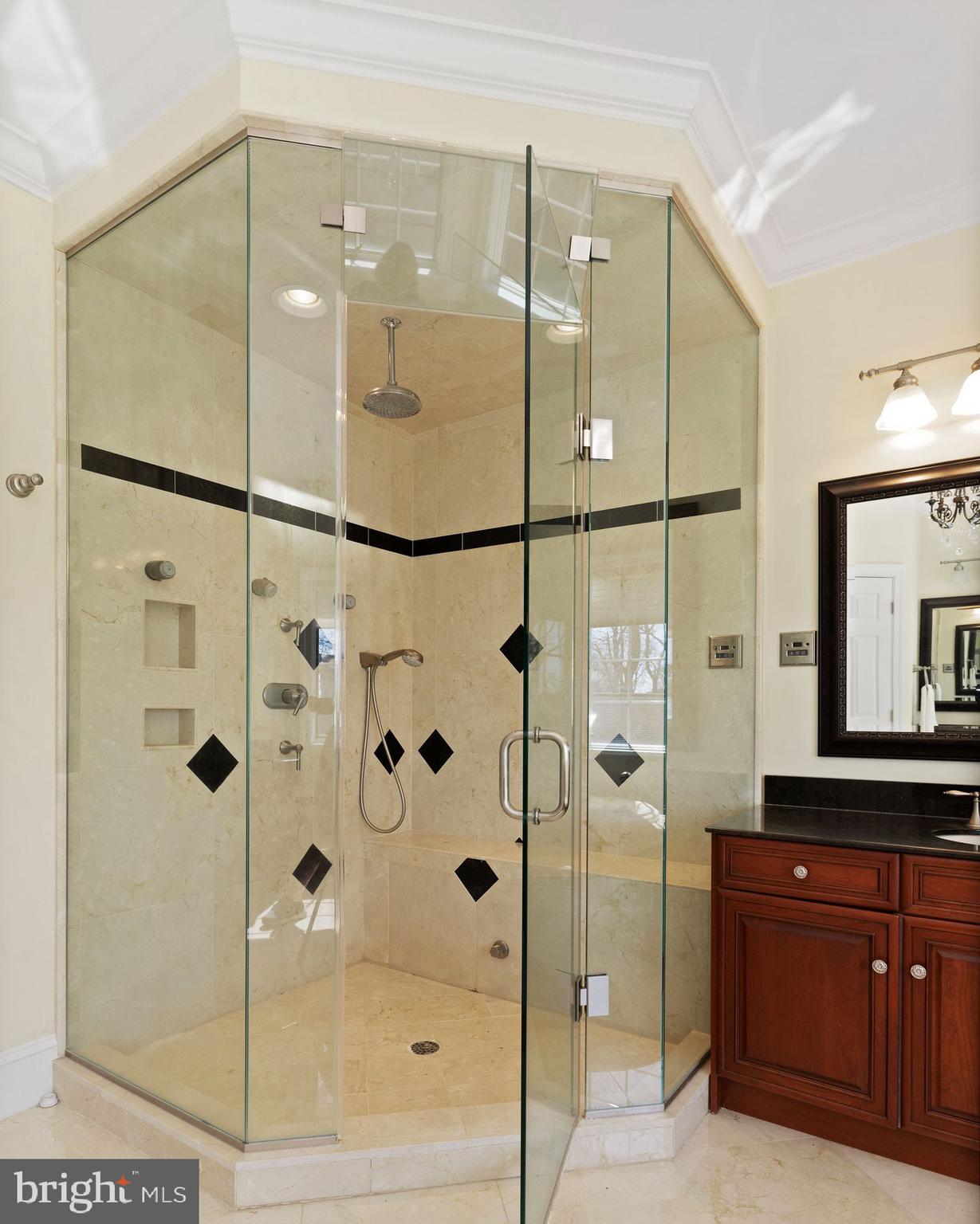 CADLE CREEK - Residential