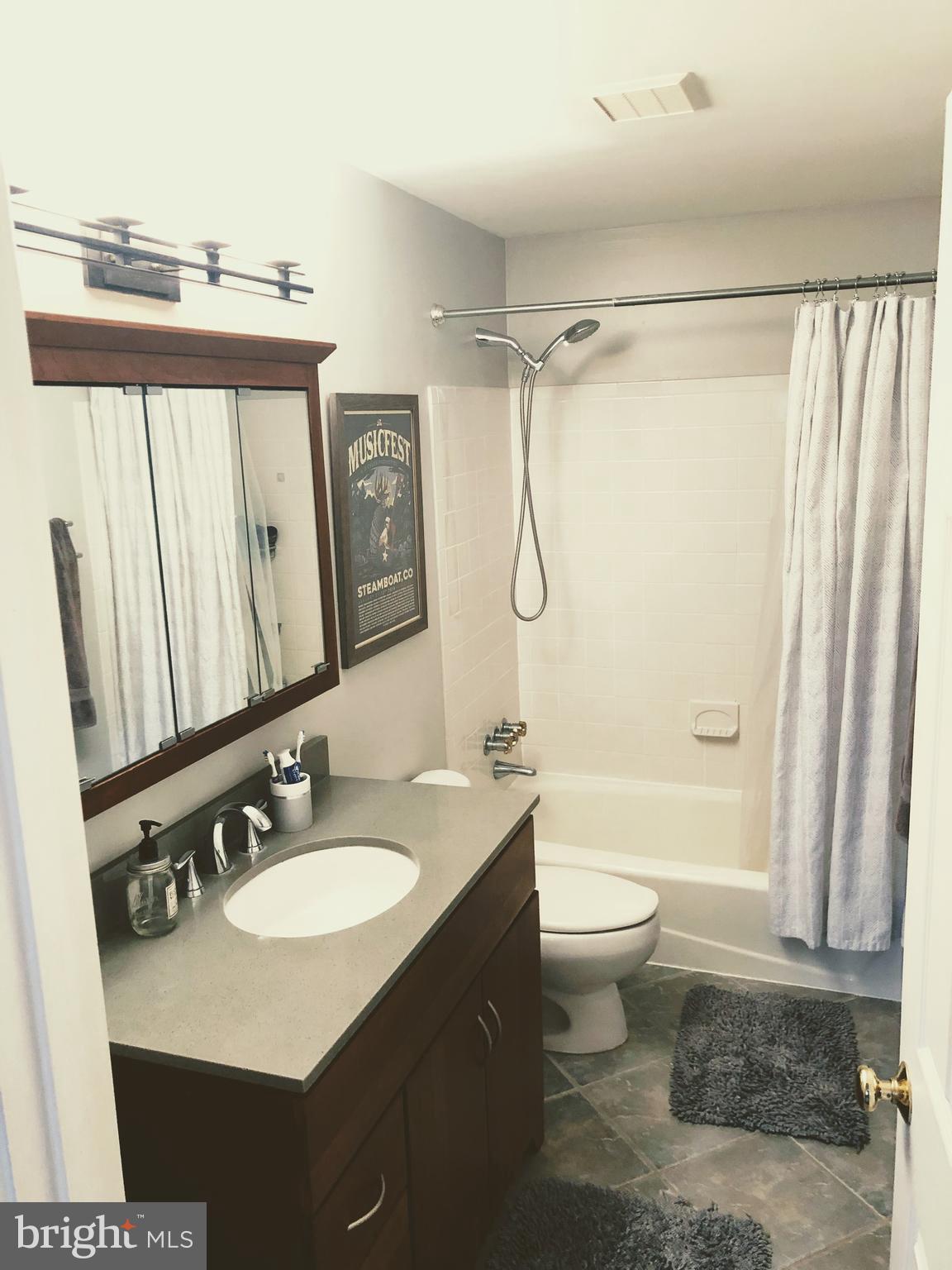 CARLYN PARK - Residential Lease