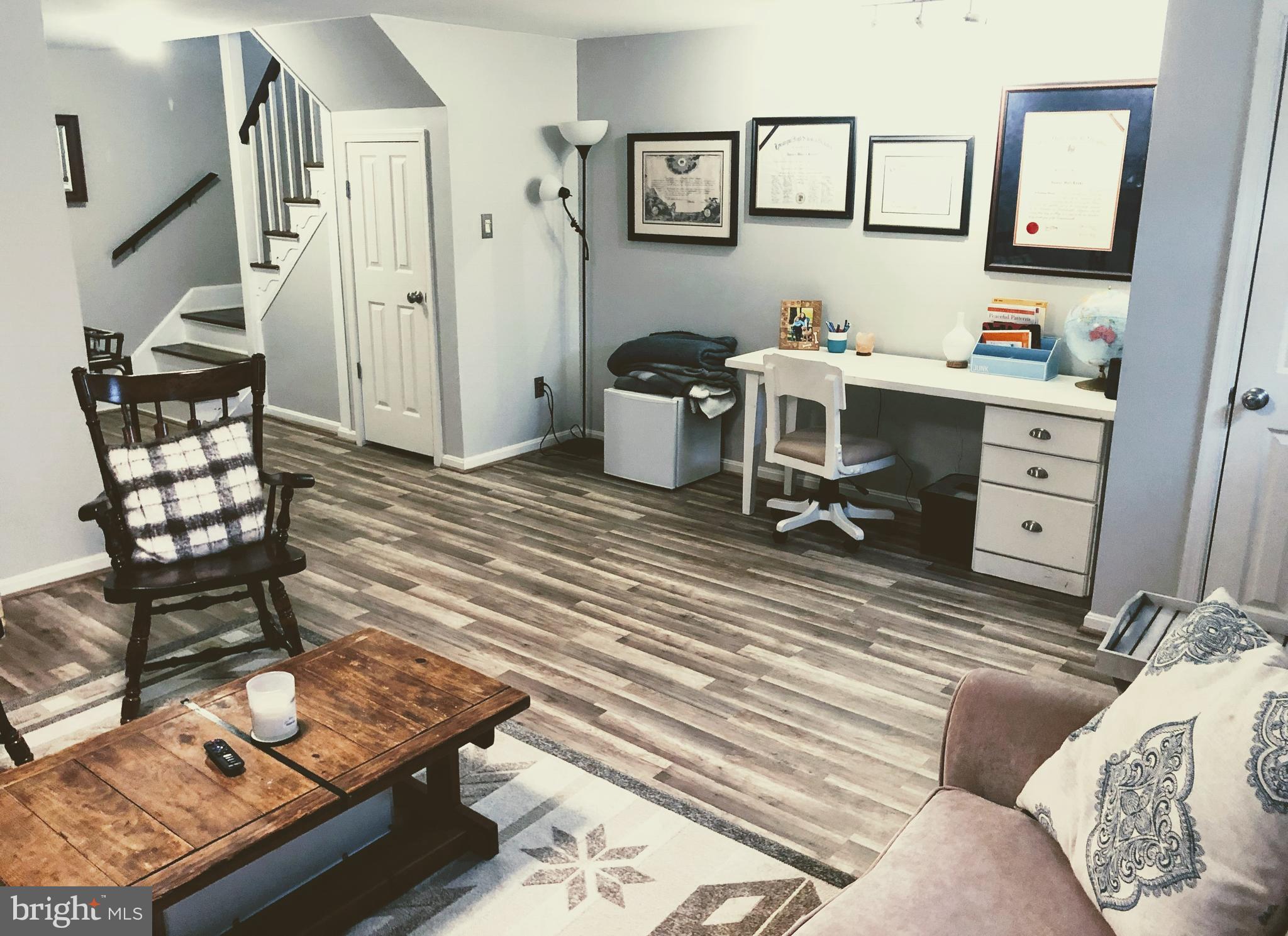 CARLYN PARK - Residential Lease