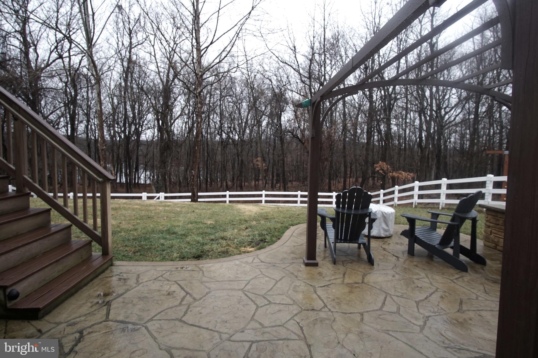 LAKE POINT ROUND HILL - Residential Lease