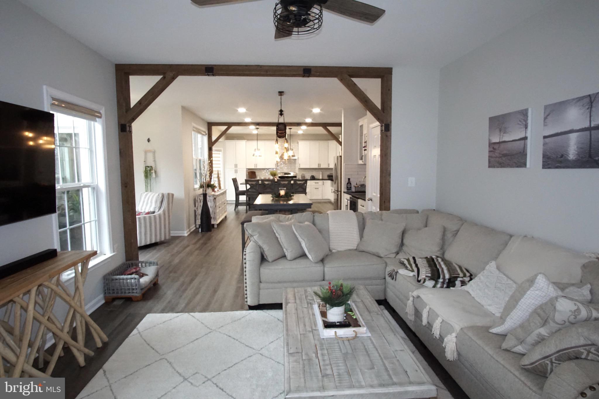 LAKE POINT ROUND HILL - Residential Lease