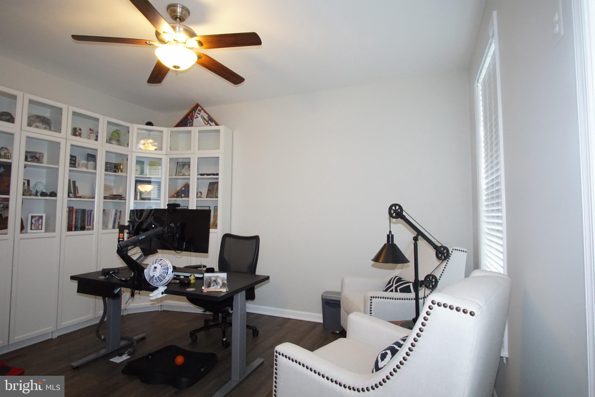 LAKE POINT ROUND HILL - Residential Lease
