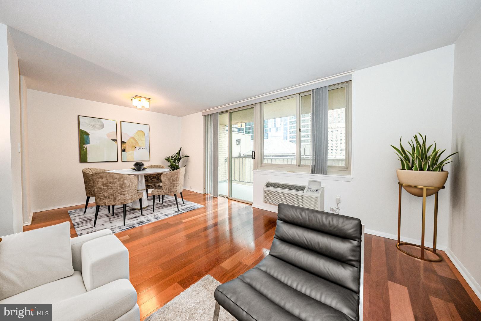 RITTENHOUSE SQUARE - Residential