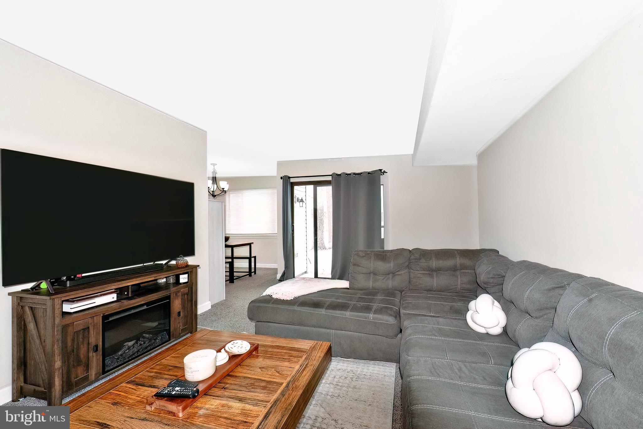 17 COUNTRY BIRCH LANE