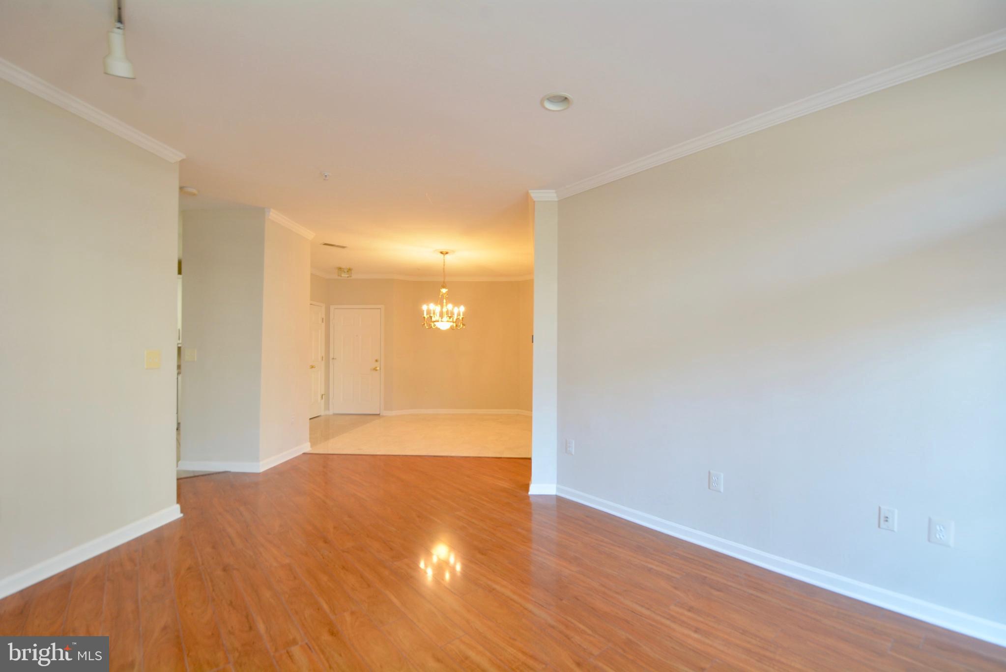 WESTBRIAR CONDOMINIUMS - Residential Lease