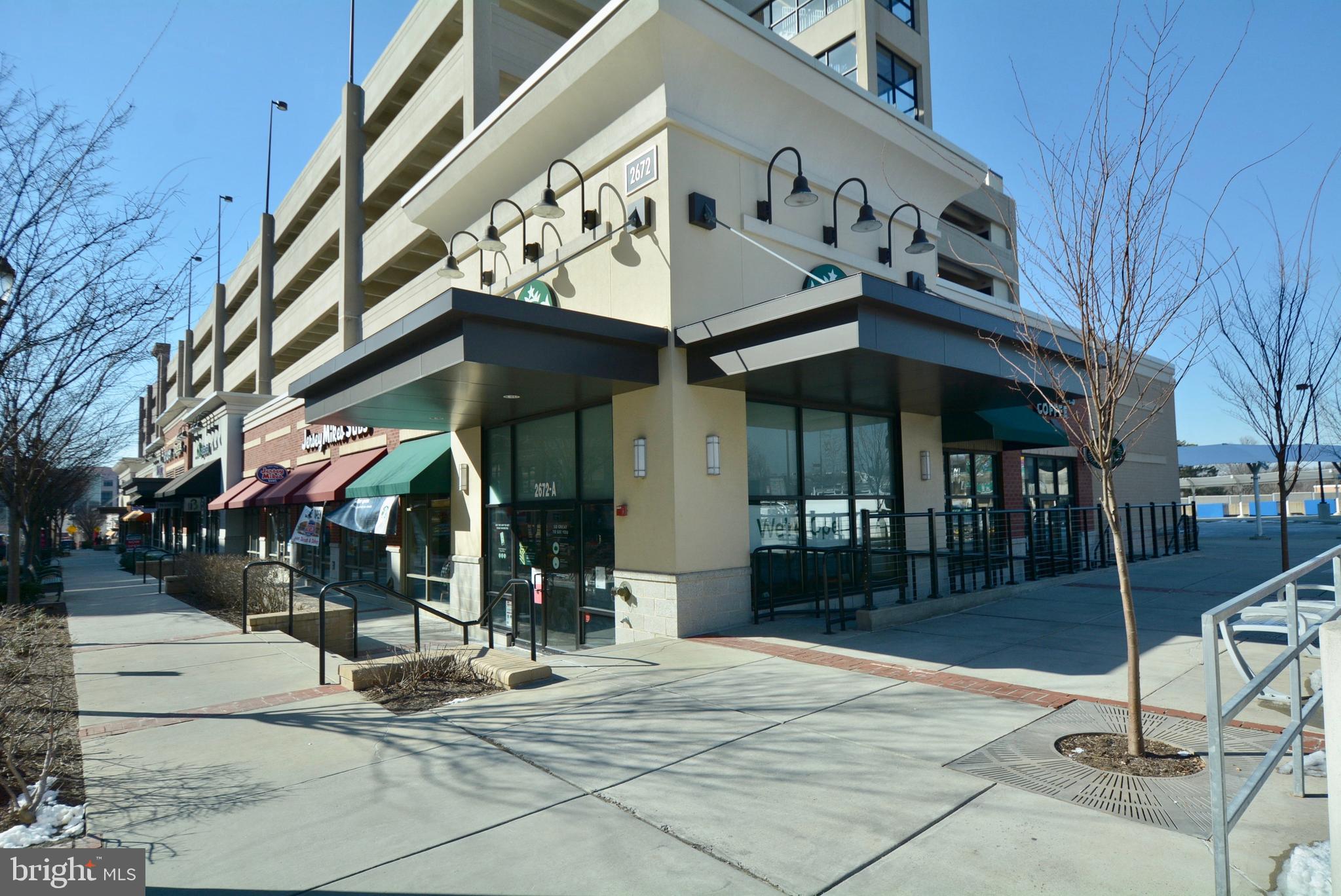 WESTBRIAR CONDOMINIUMS - Residential Lease