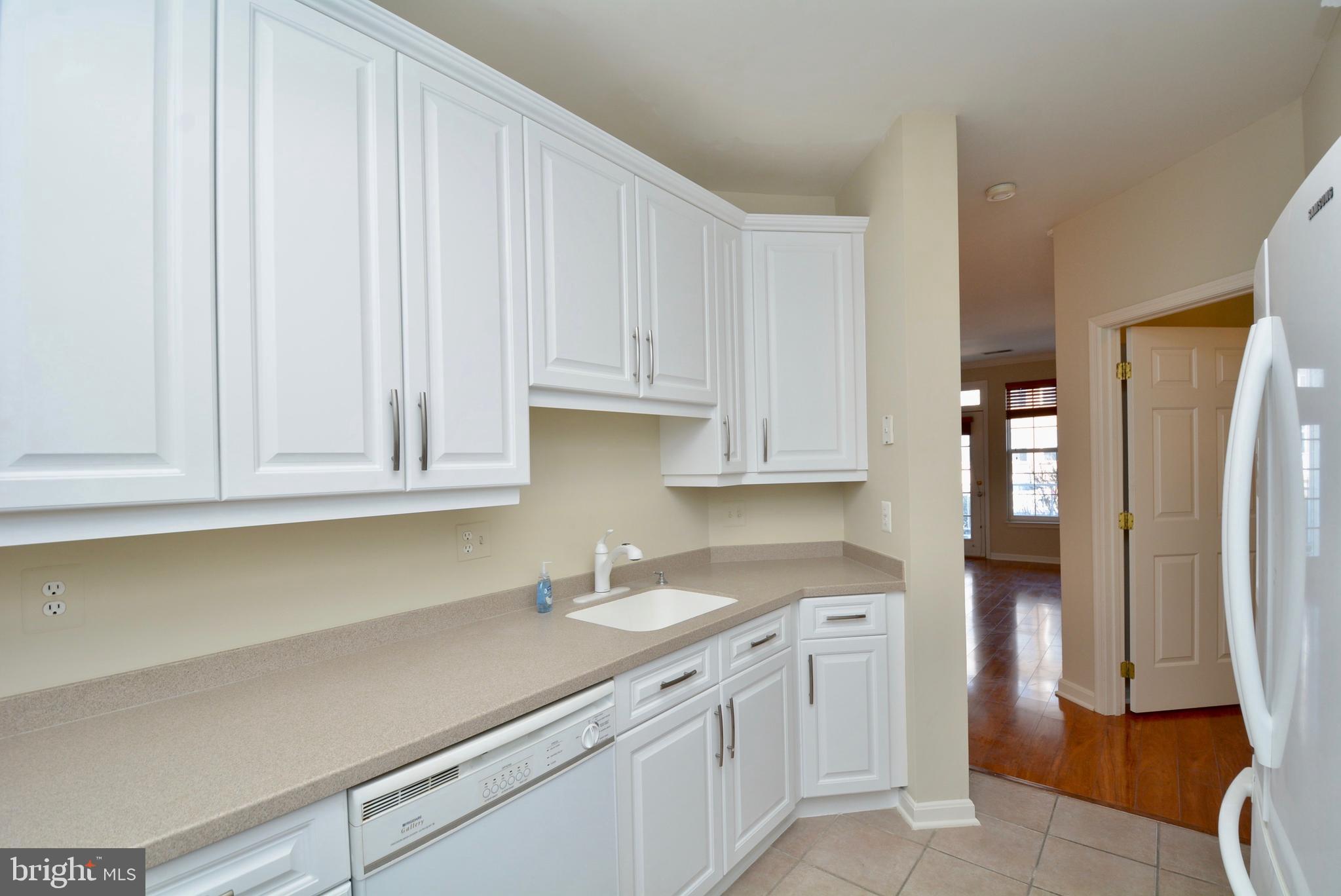 WESTBRIAR CONDOMINIUMS - Residential Lease