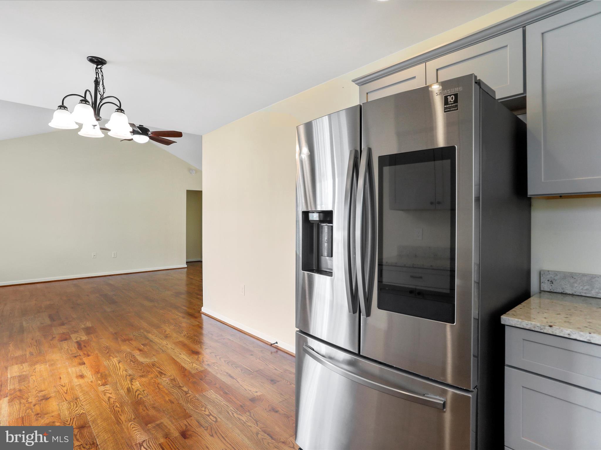 LINKS PLACE - Residential