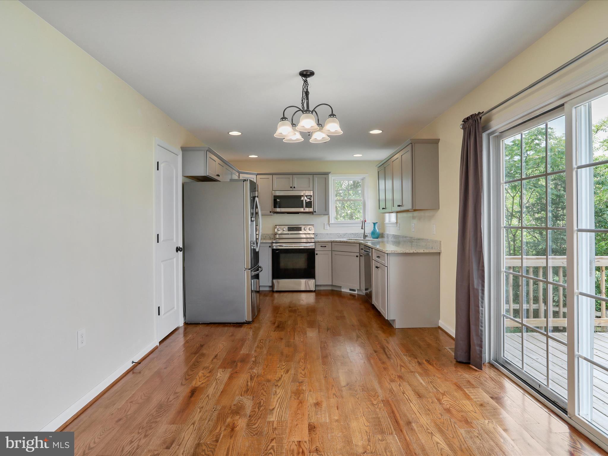 LINKS PLACE - Residential