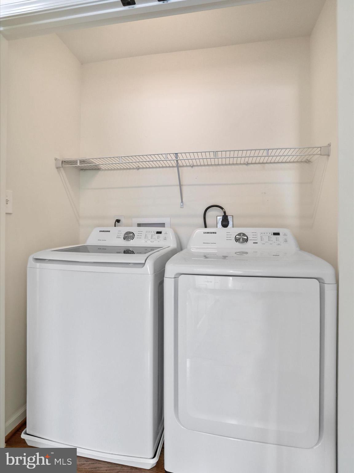 LINKS PLACE - Residential