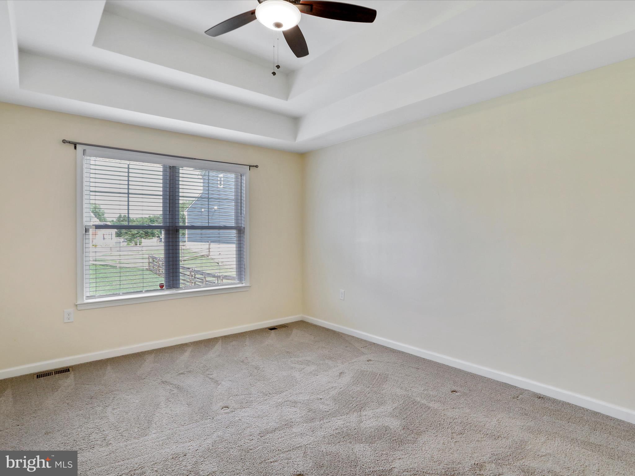 LINKS PLACE - Residential