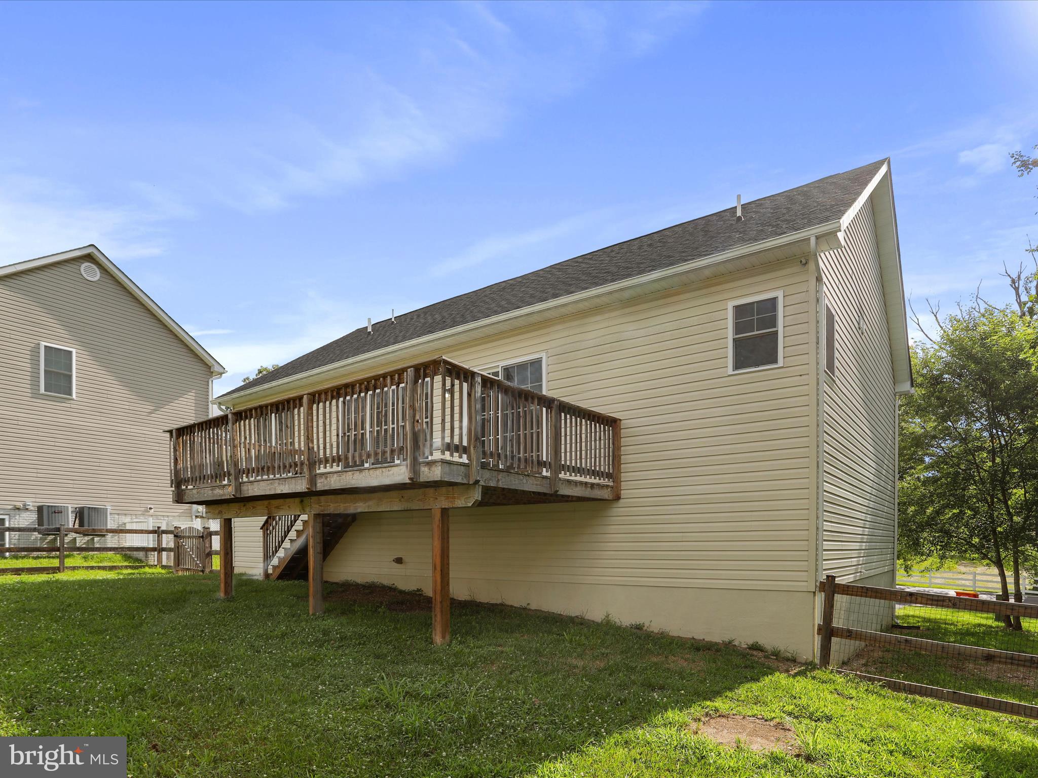 LINKS PLACE - Residential