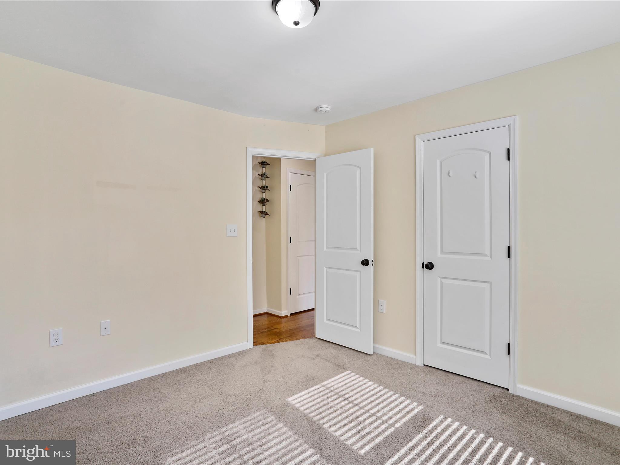 LINKS PLACE - Residential