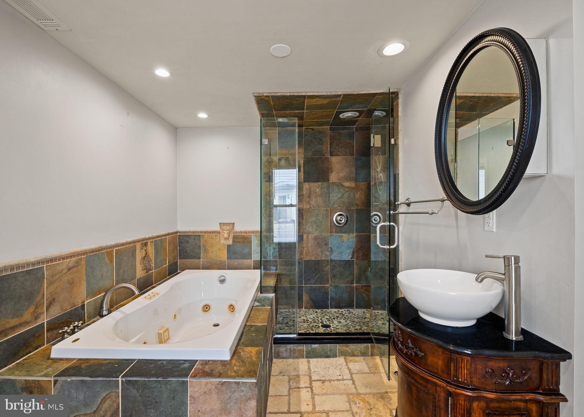 PASSYUNK SQUARE - Residential