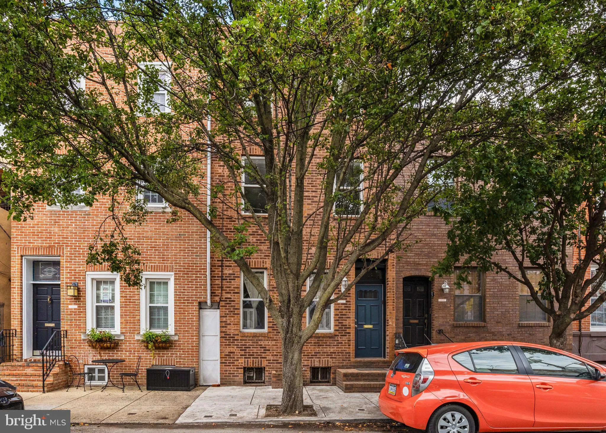 Philadelphia, Pennsylvania 19147, United States, 4 Bedrooms Bedrooms, ,3 BathroomsBathrooms,Residential,Active,229388