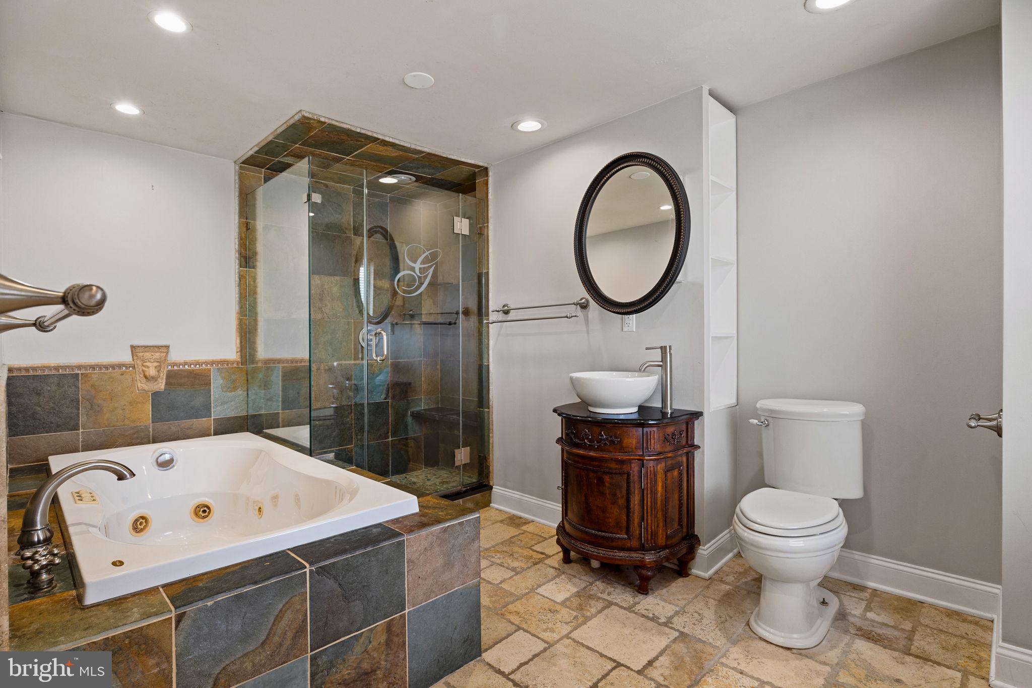 PASSYUNK SQUARE - Residential