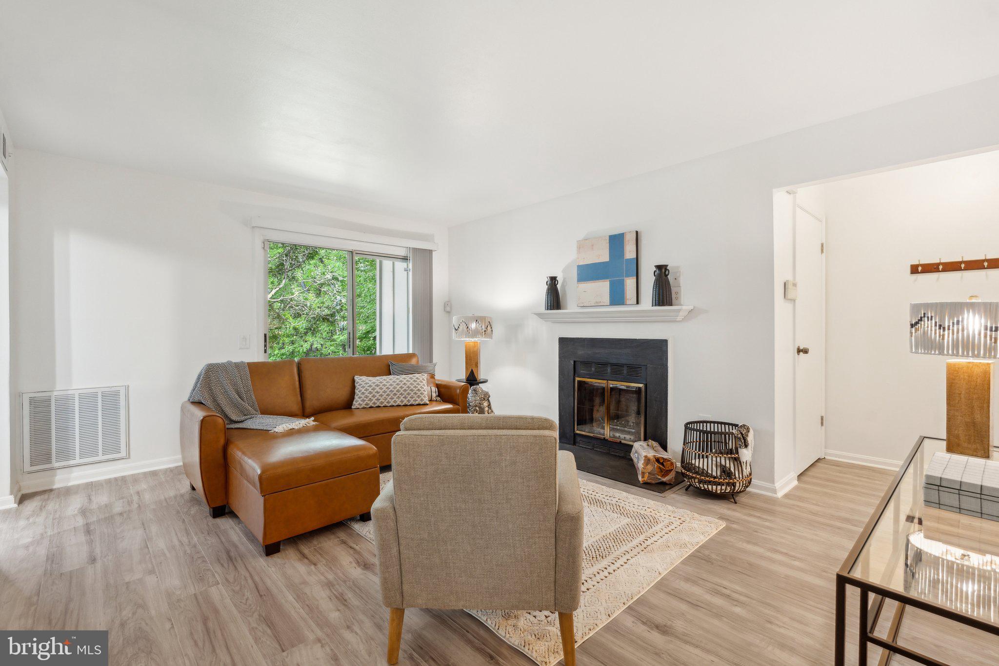 LAKEVIEW - Residential