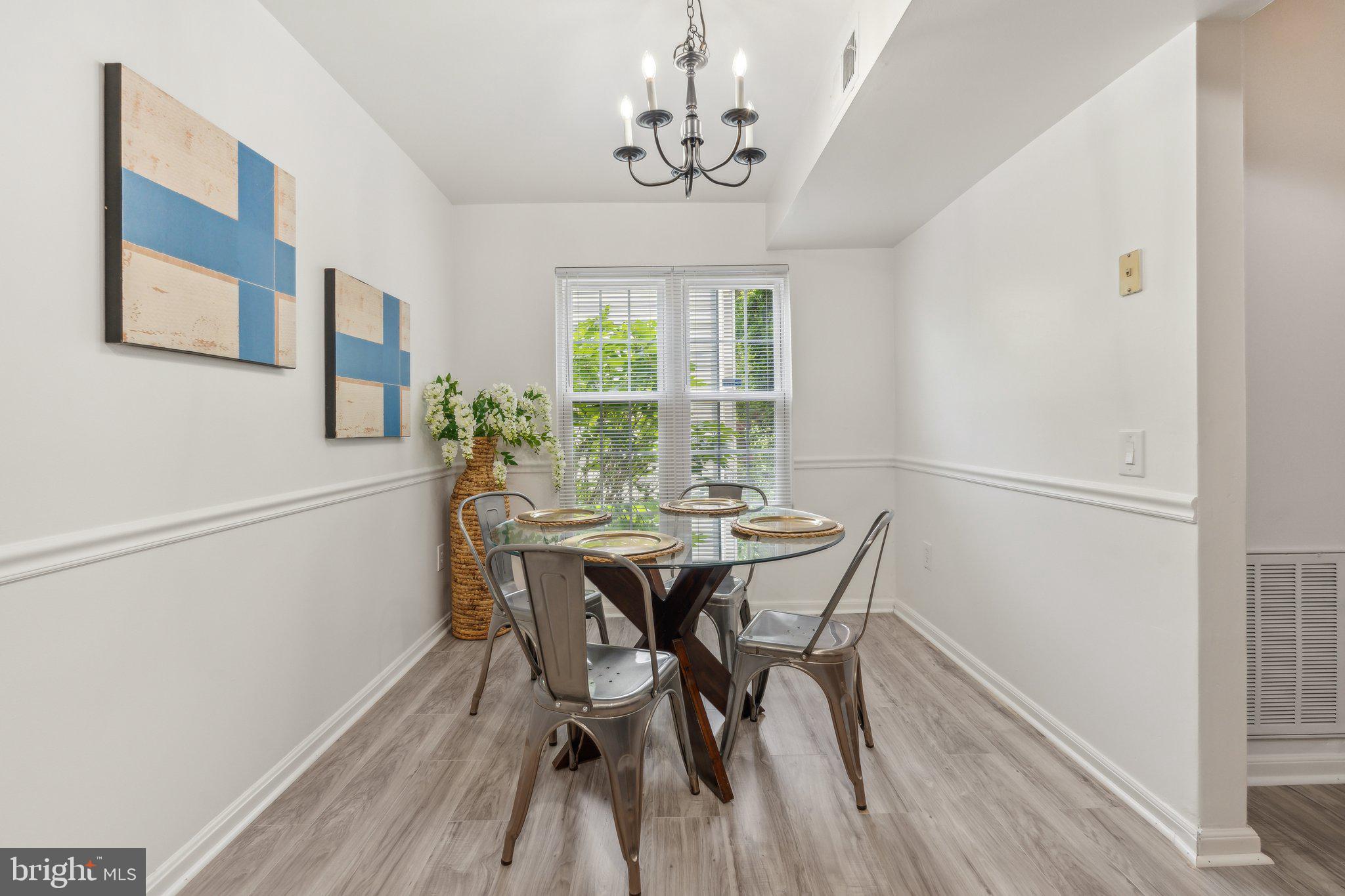 LAKEVIEW - Residential