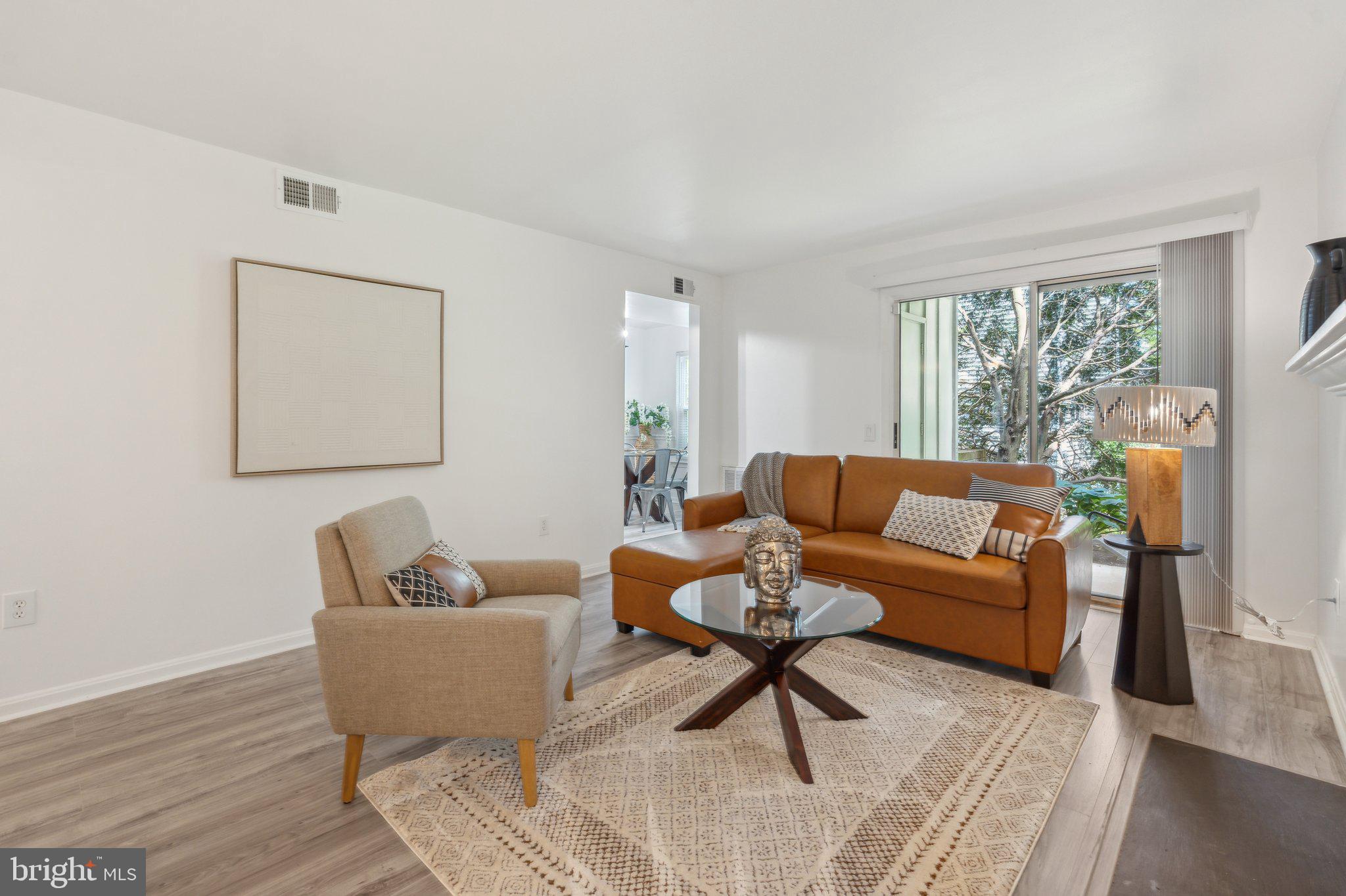 LAKEVIEW - Residential