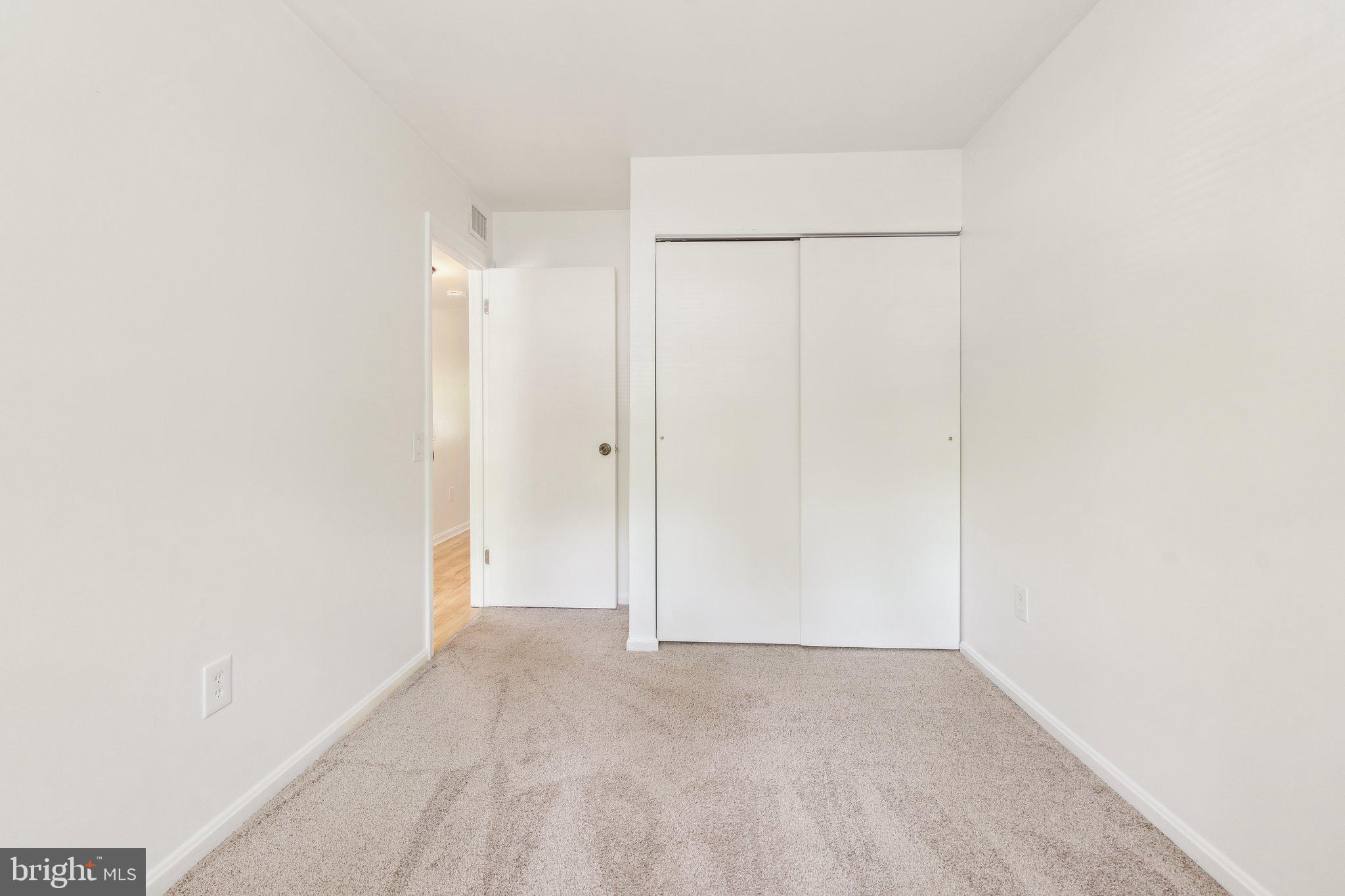 LAKEVIEW - Residential