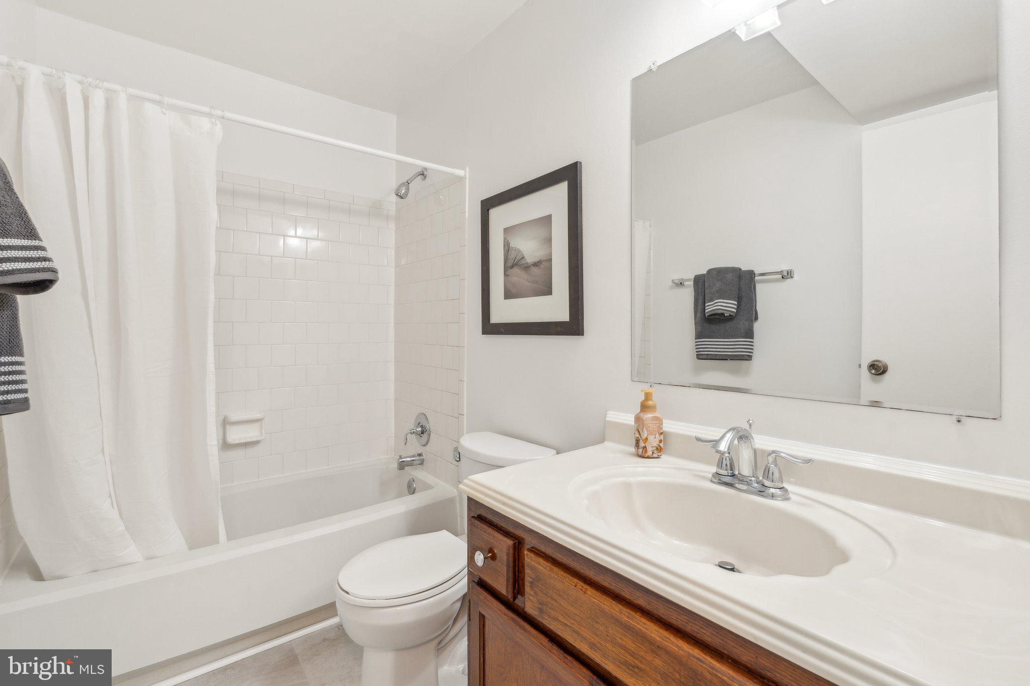 LAKEVIEW - Residential