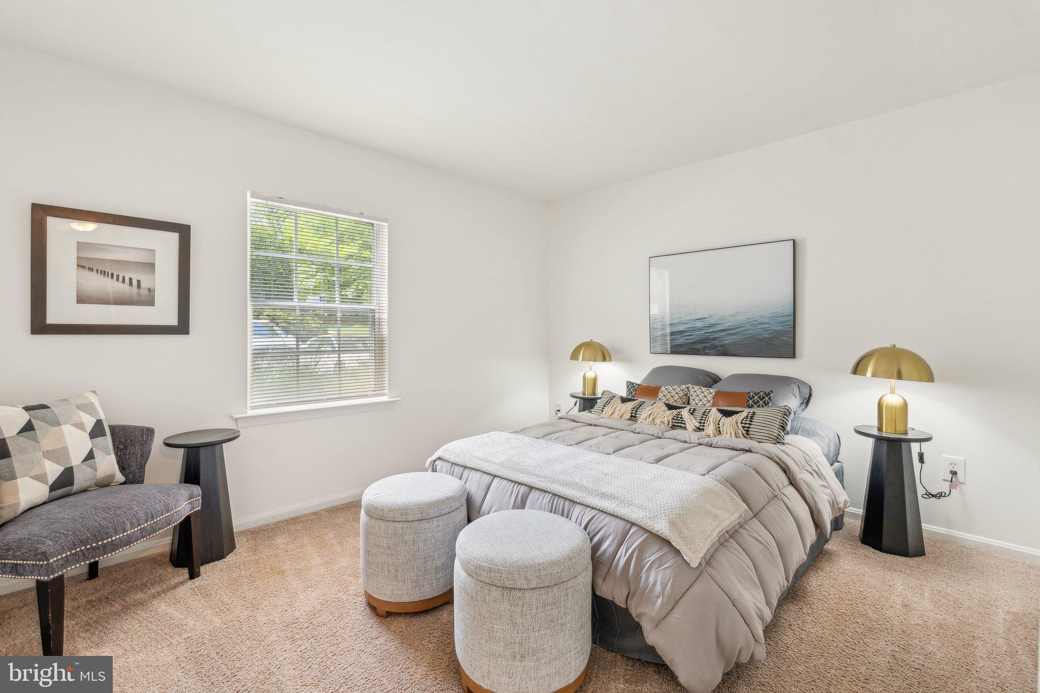 LAKEVIEW - Residential