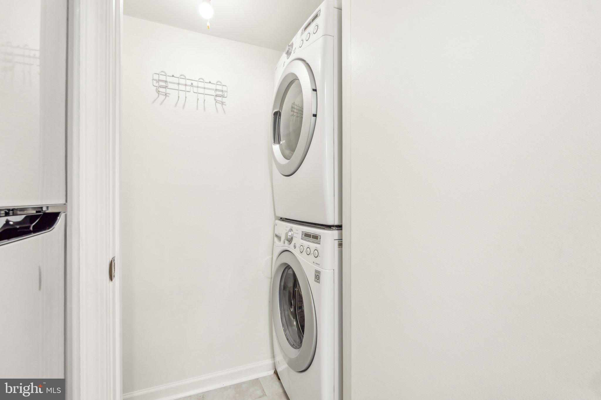 LAKEVIEW - Residential