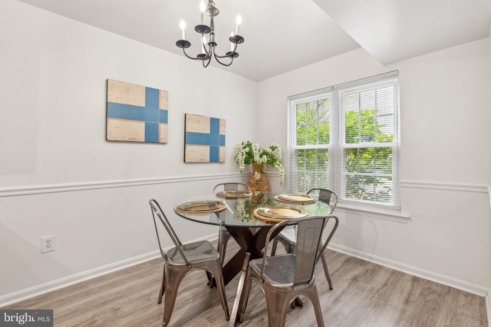 LAKEVIEW - Residential