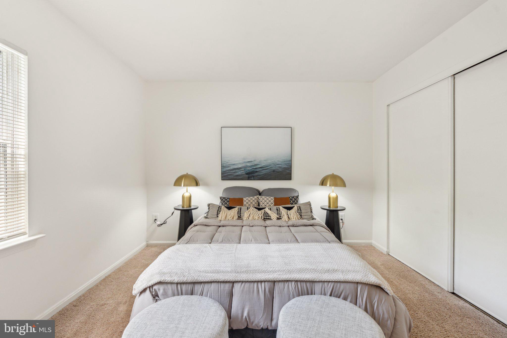 LAKEVIEW - Residential