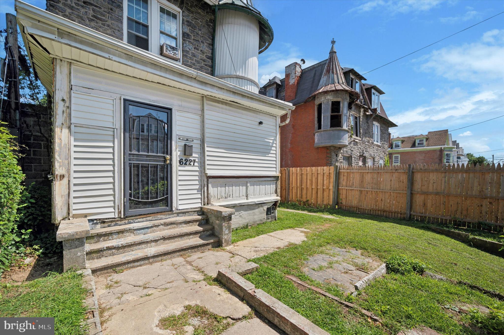 GERMANTOWN - Residential