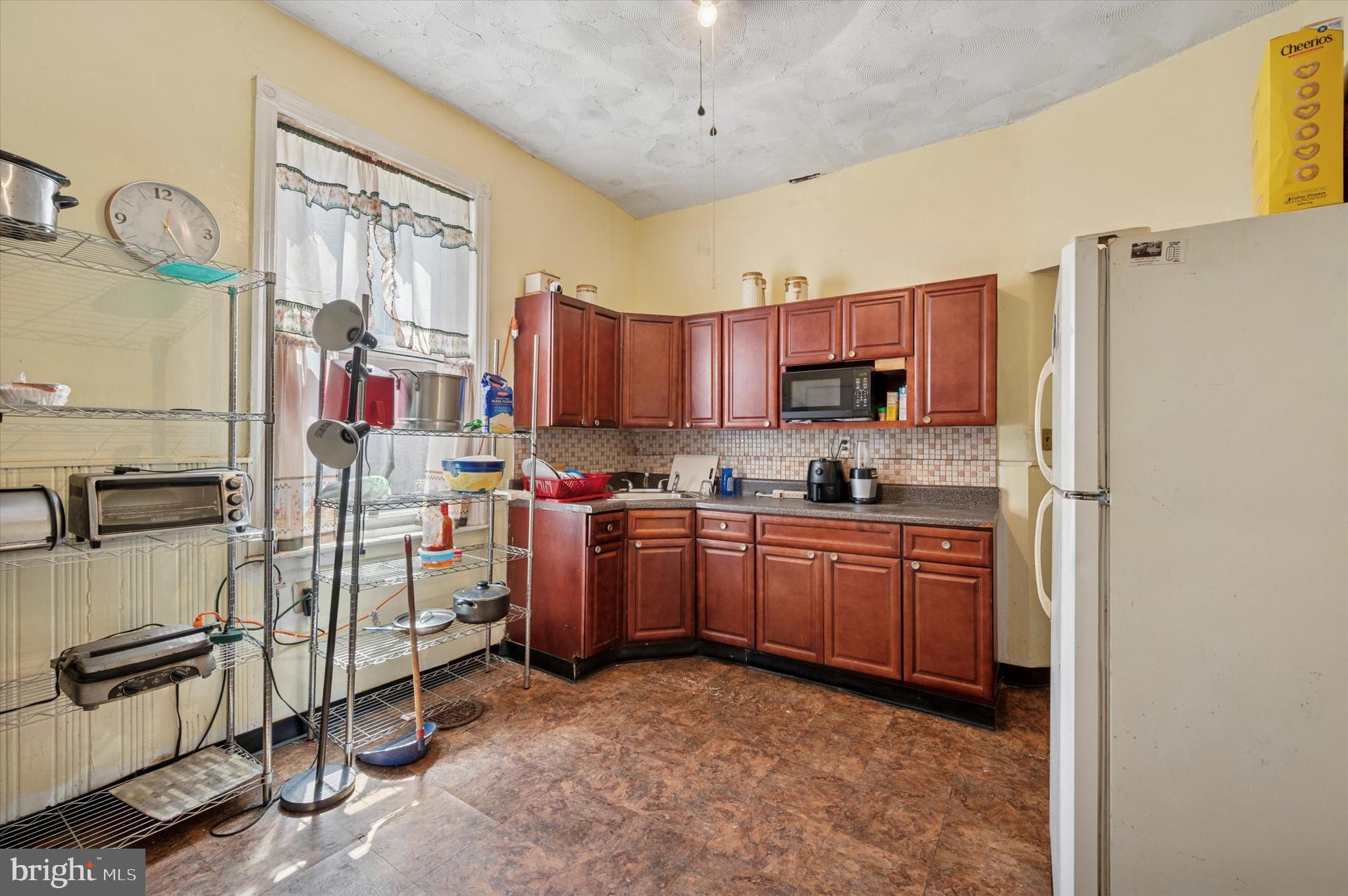 GERMANTOWN - Residential