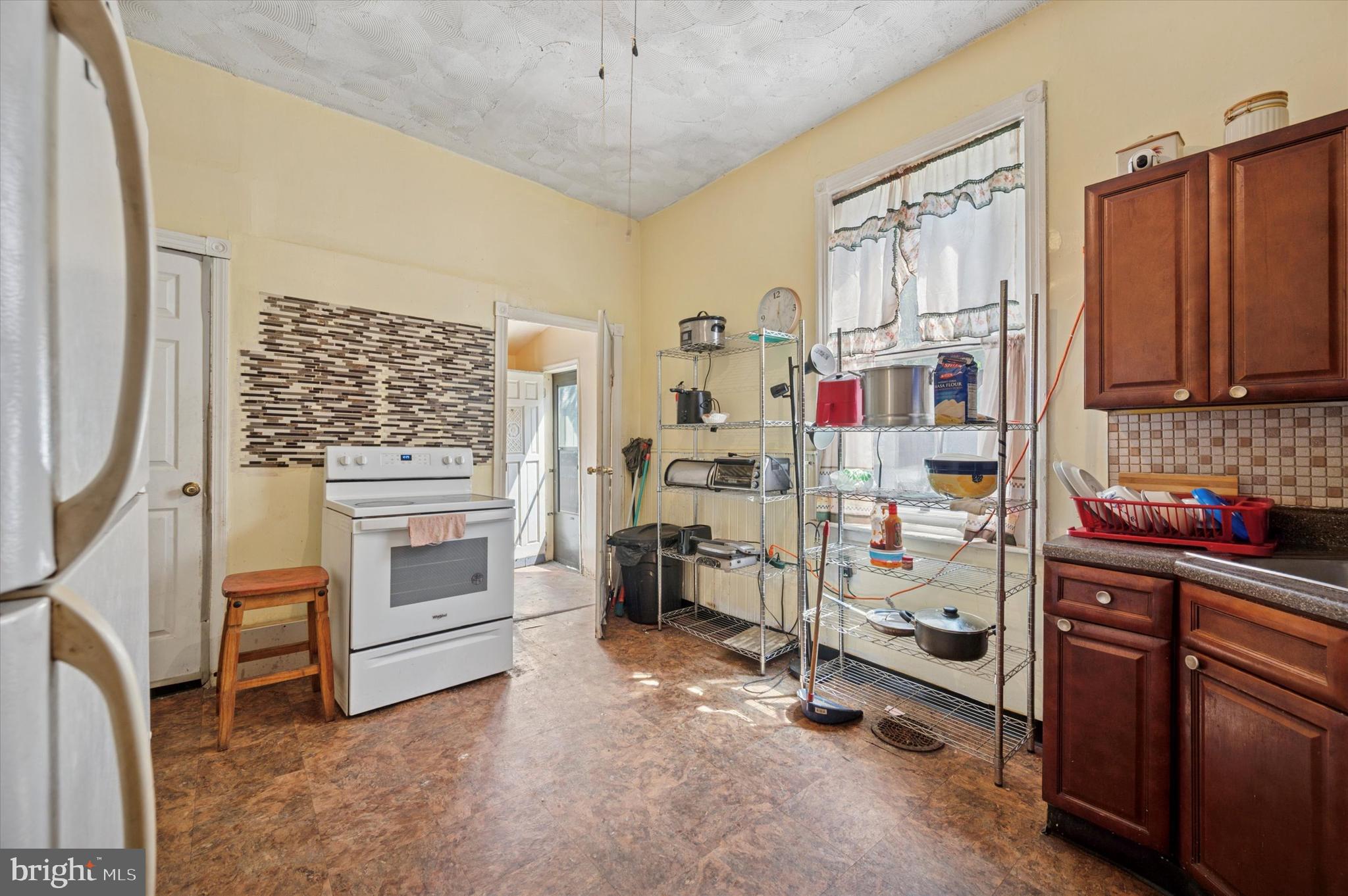 GERMANTOWN - Residential