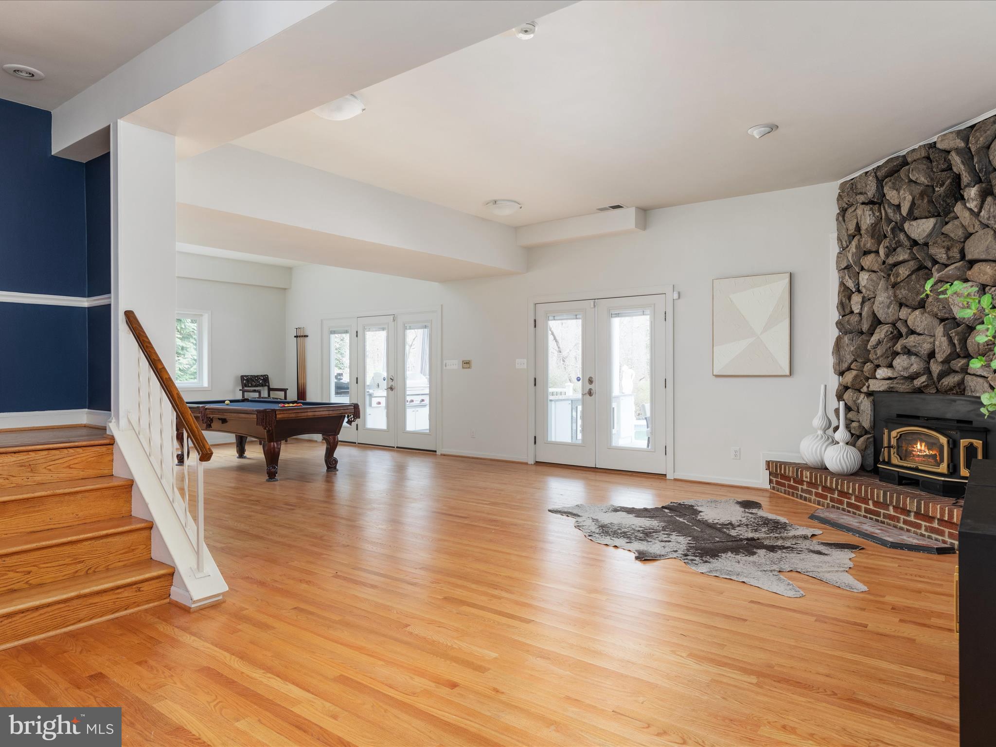 CHAIN BRIDGE FOREST - Residential