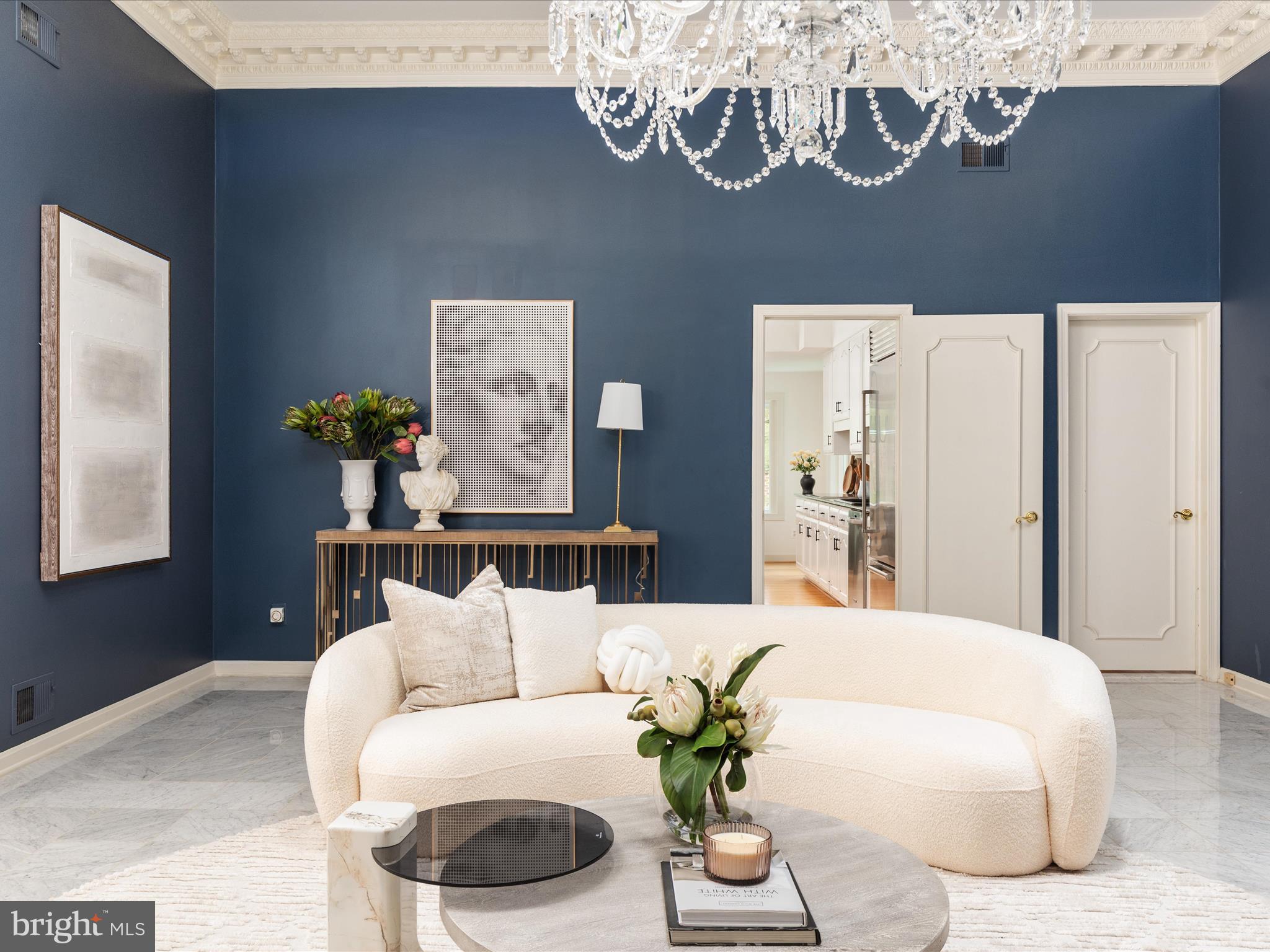 CHAIN BRIDGE FOREST - Residential