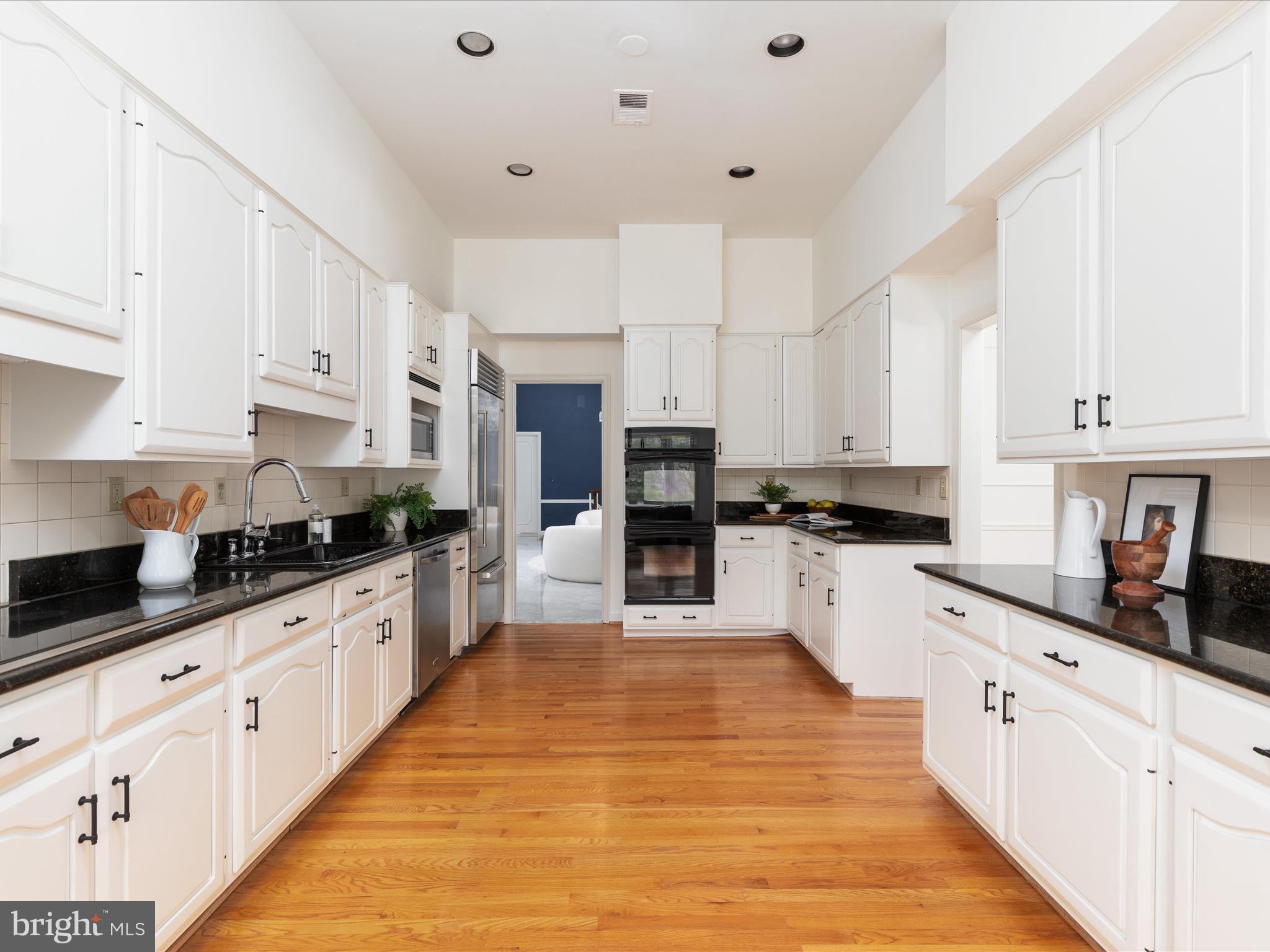 CHAIN BRIDGE FOREST - Residential