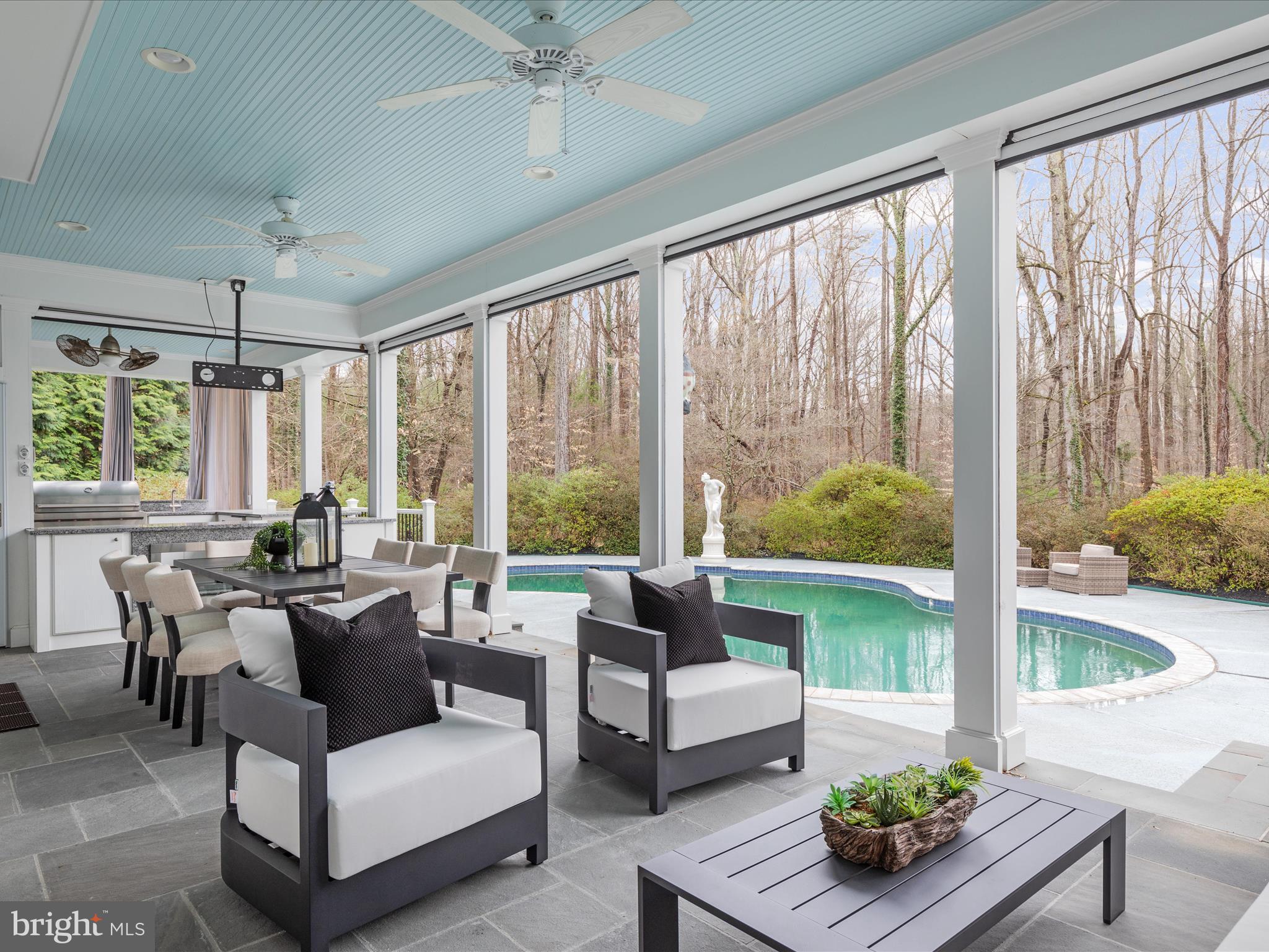 CHAIN BRIDGE FOREST - Residential