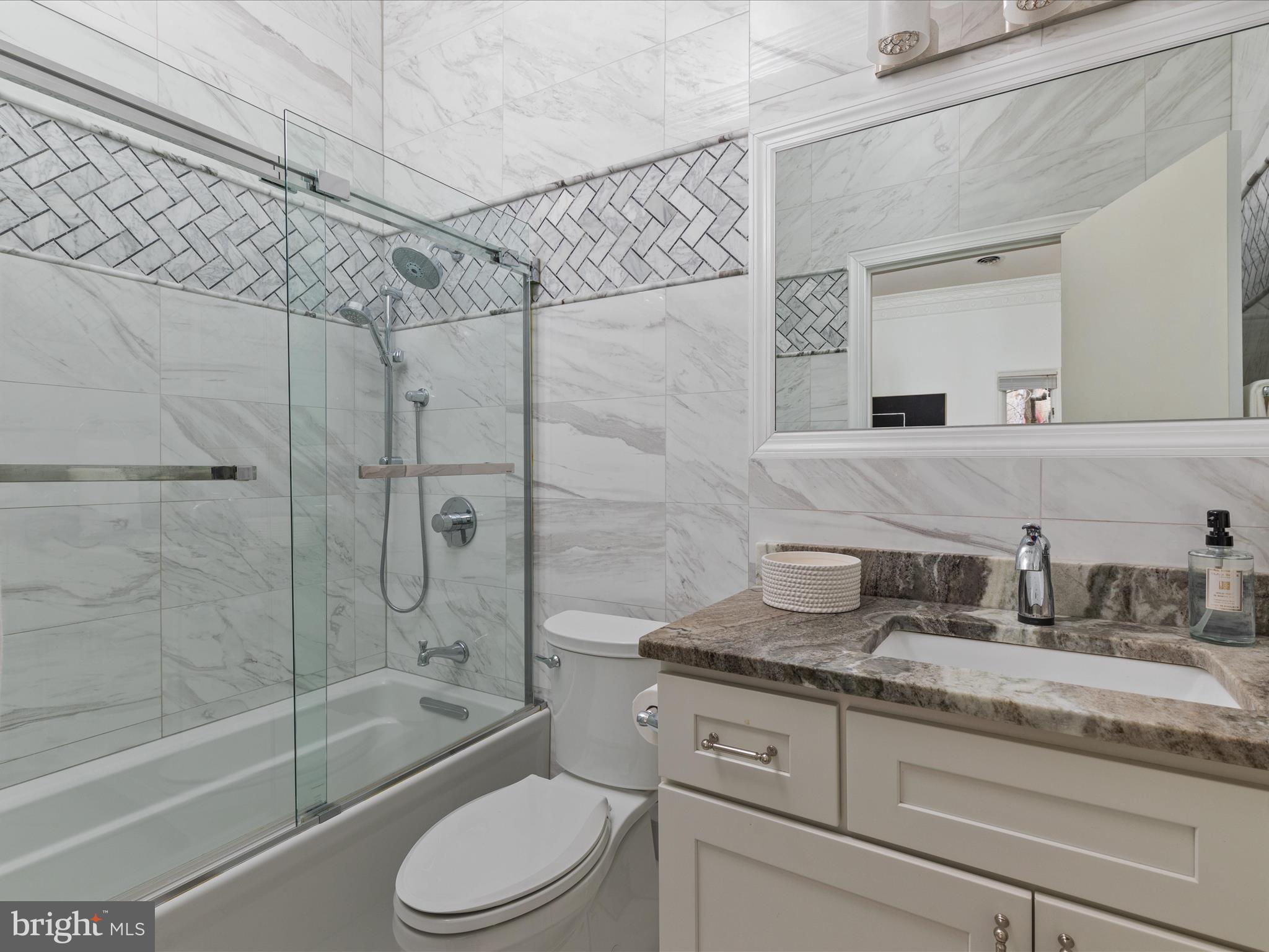 CHAIN BRIDGE FOREST - Residential