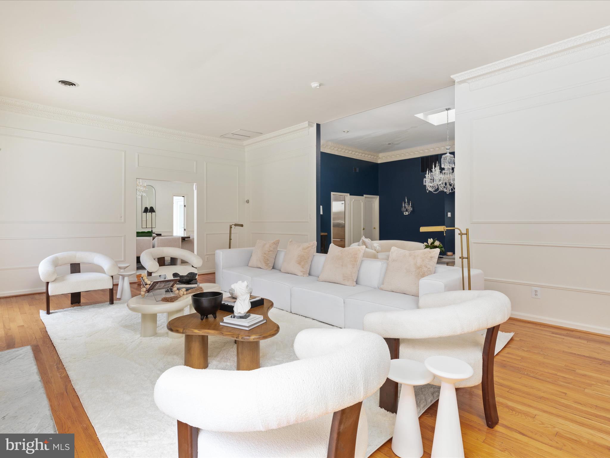 CHAIN BRIDGE FOREST - Residential