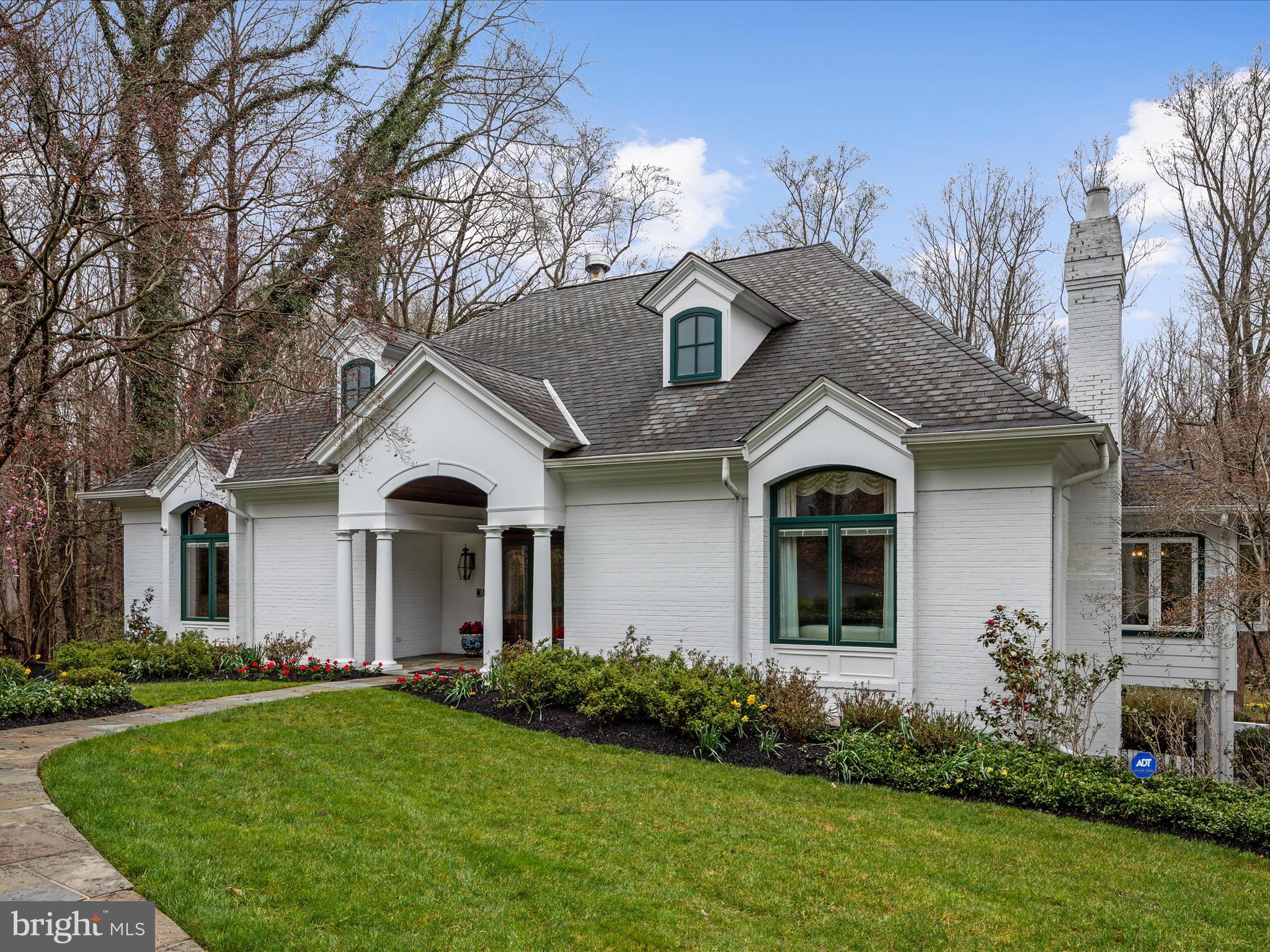 CHAIN BRIDGE FOREST - Residential