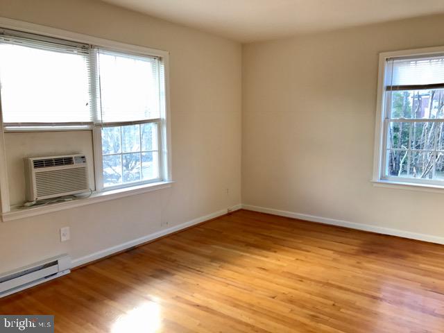 FREDERICKSBURG CITY - Residential Lease