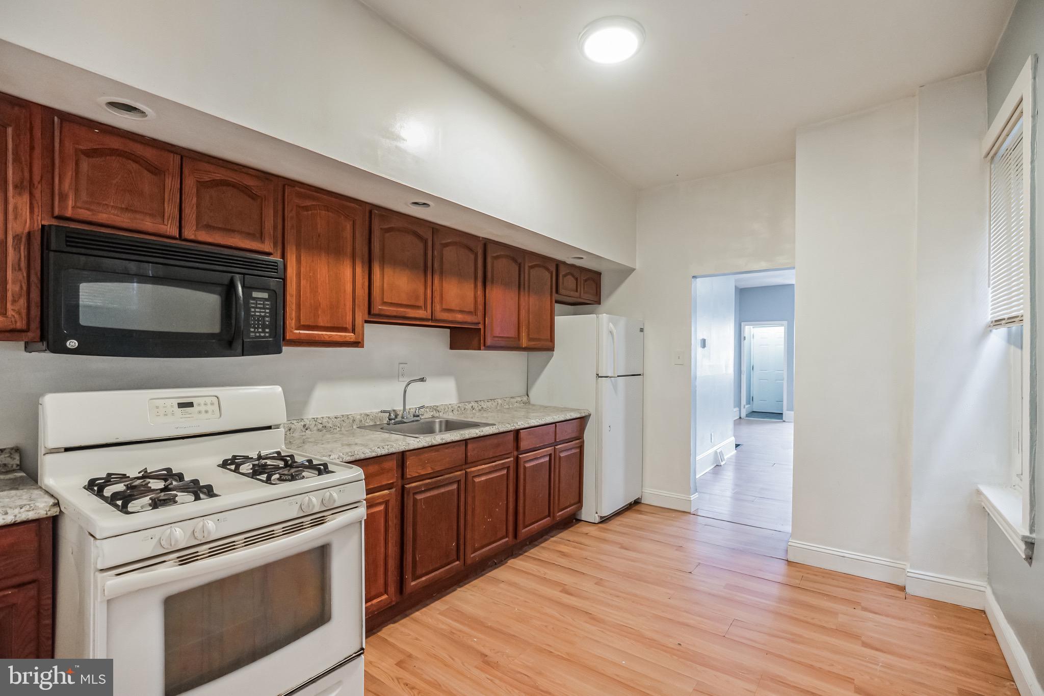 KENSINGTON - Residential