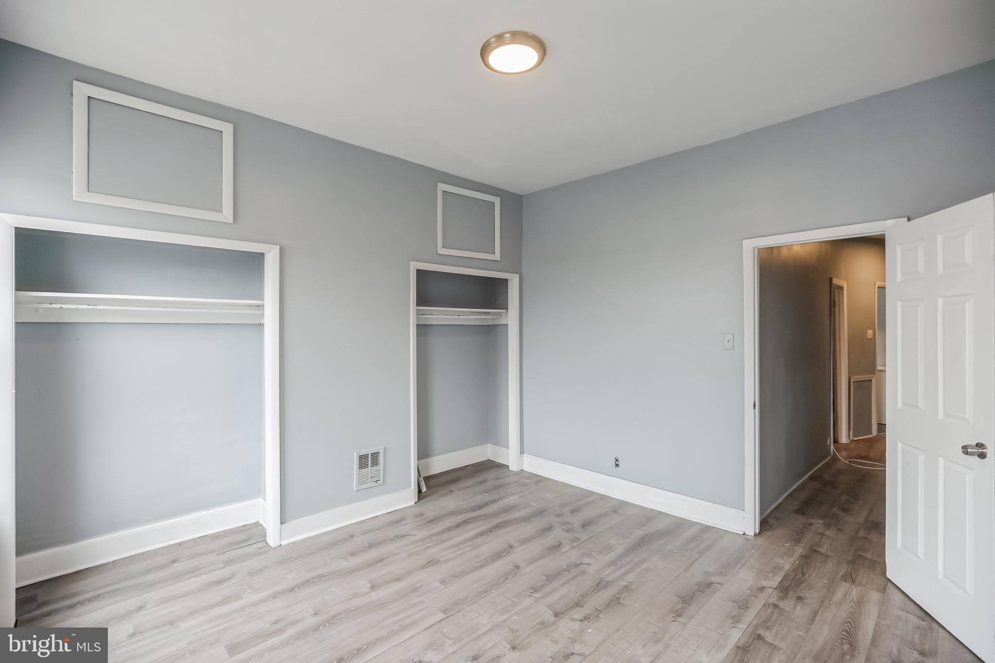 KENSINGTON - Residential