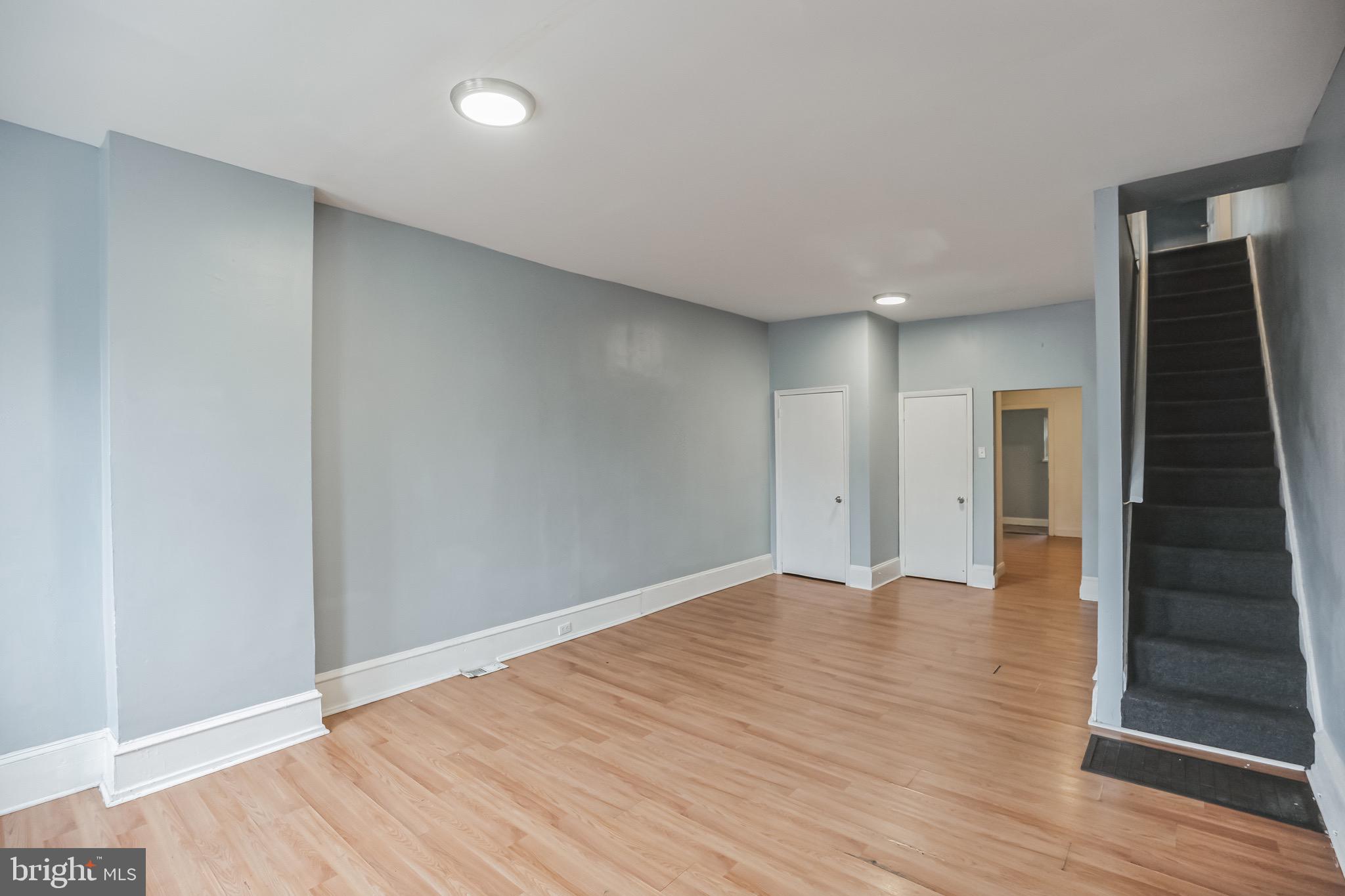 KENSINGTON - Residential