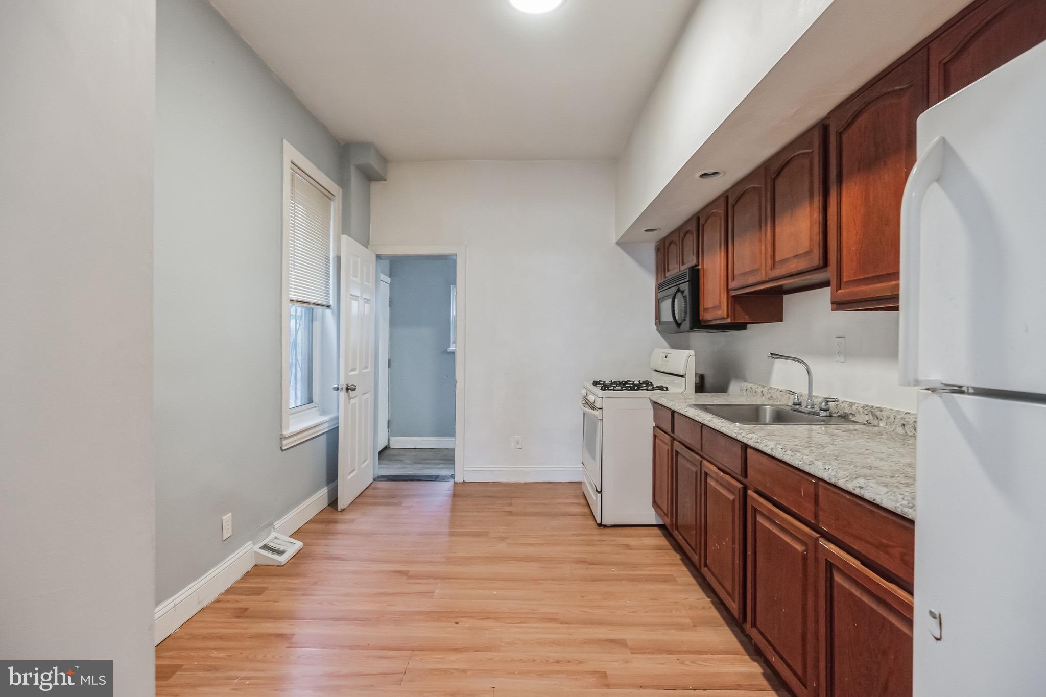 KENSINGTON - Residential