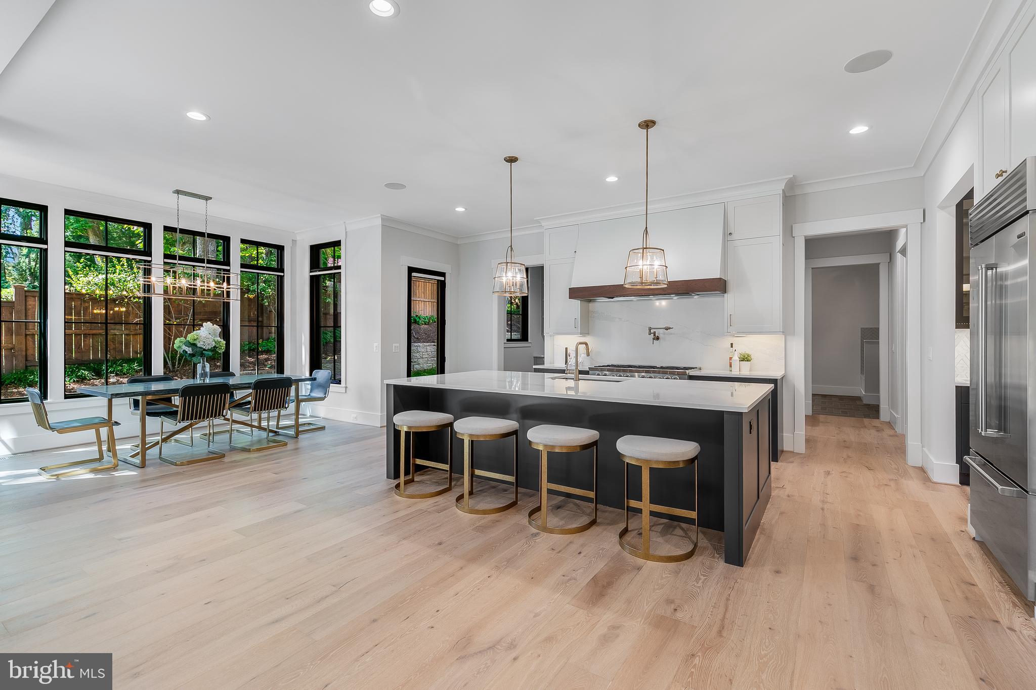 CHESTERBROOK WOODS - Residential